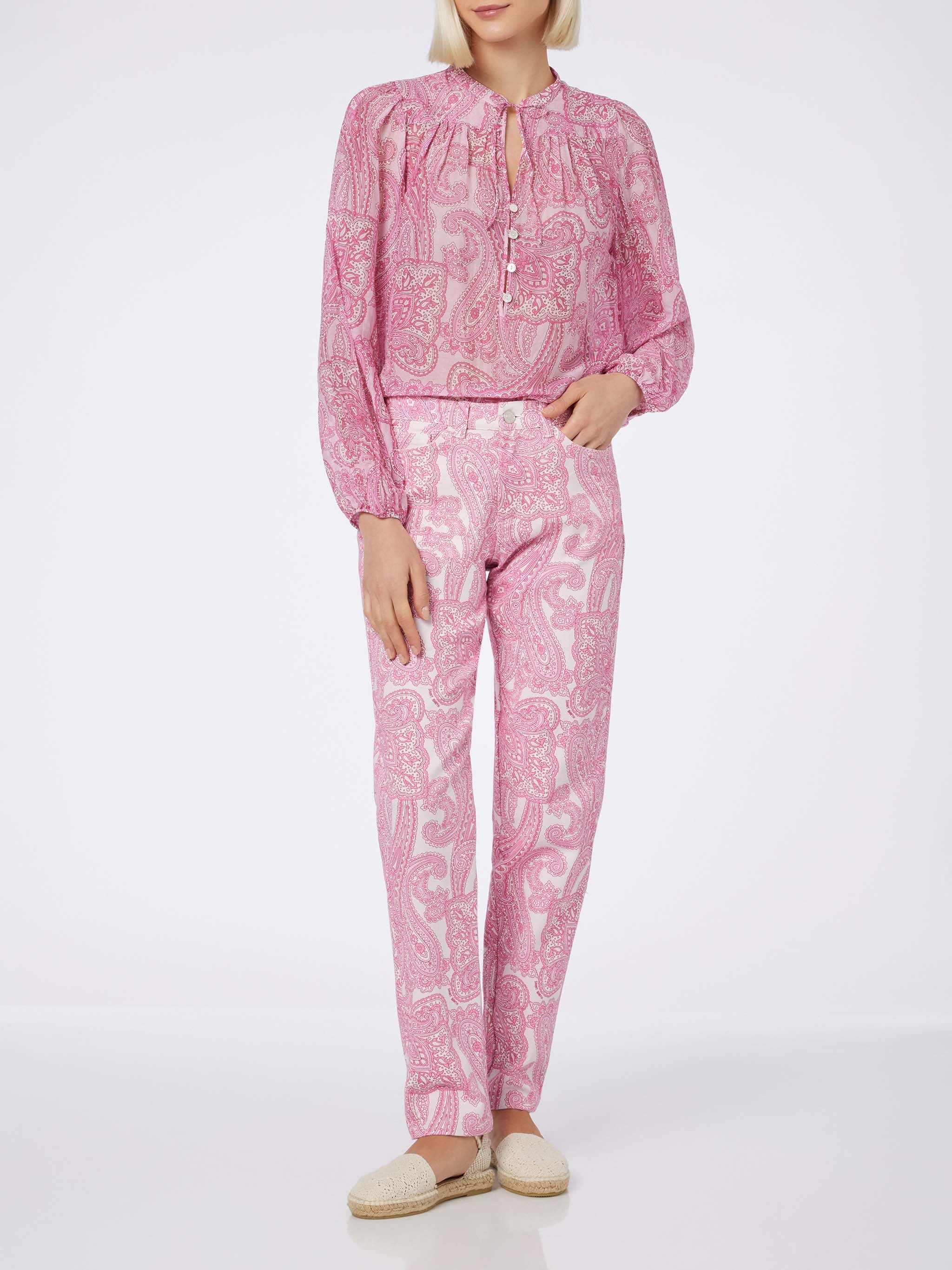 Damesblouse van zijden voile met paisleyprint in Harper-stijl