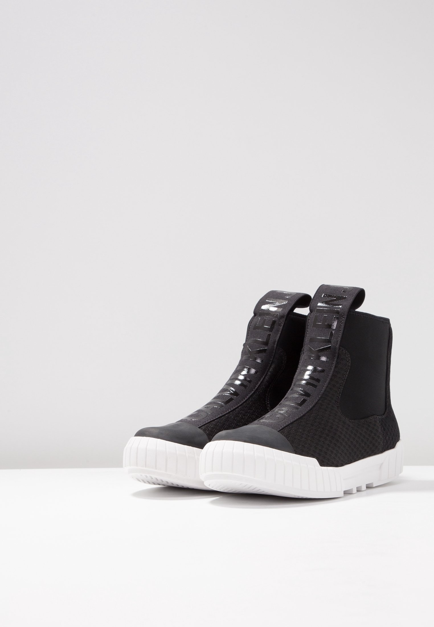 Calvin Klein Jeans hoge sneakers - zwart