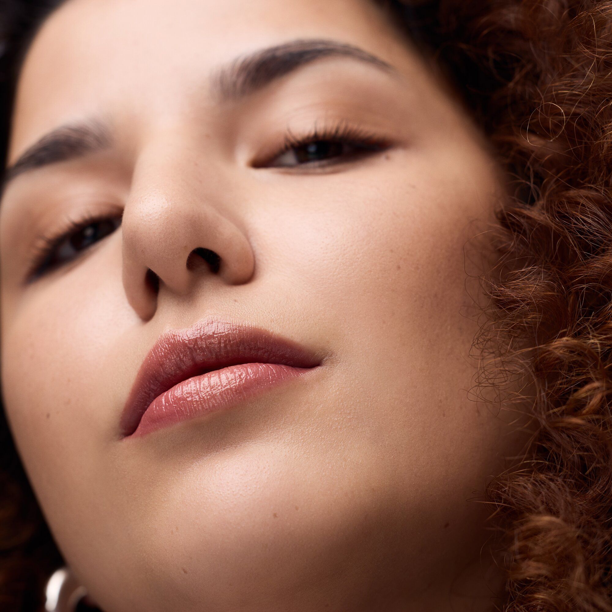 Melt & Plump Lip Plumper Lūpu apjoma palielinātājs Lūpu kontūrzīmuļi