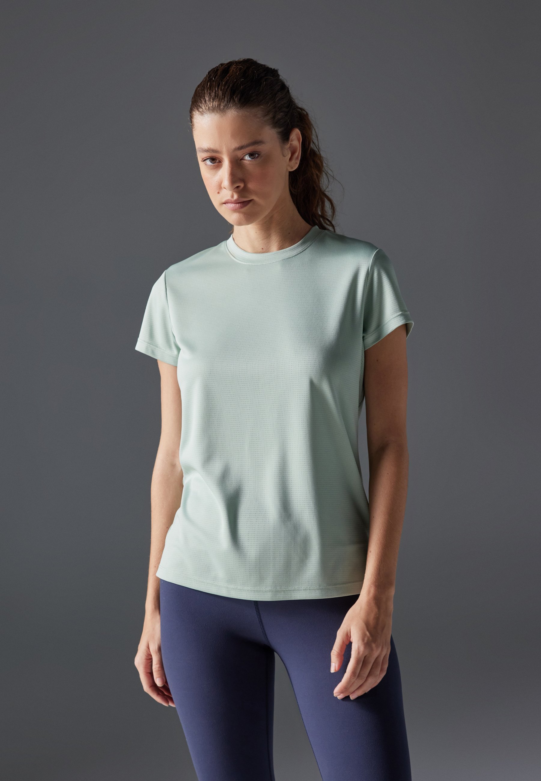 Even&Odd active ESSENTIAL SPORT T-SHIRT MET KORTE MOUWEN EN REFLECTERENDE STRIP - Basic T-shirt - mintgroen
