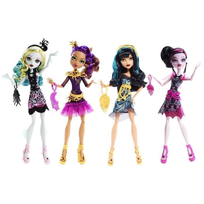MONSTER HIGH Clawdeen Wolf Tapete Preto