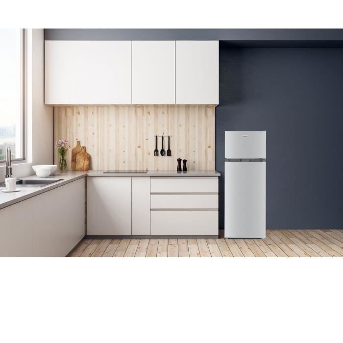 Frigorífico con congelador superior OCEANIC OCEAF2D206S3 - 2 puertas - 206 L - Refrigeración estática - Plateado