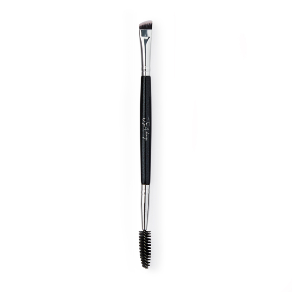 Von Joy Adenuga Brush 006