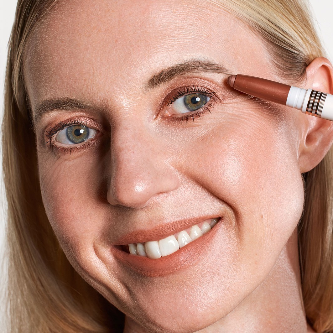 ZOEVA akių šešėlių pieštukas „Eye Swipe 2-in-1“ – 1,4 g