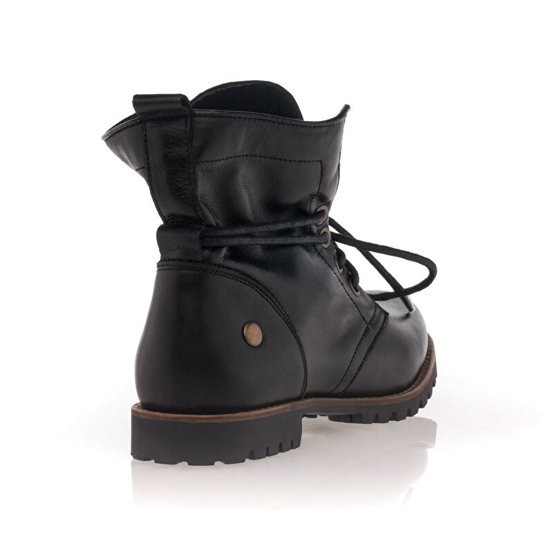 Botas negras de mujer / Botines