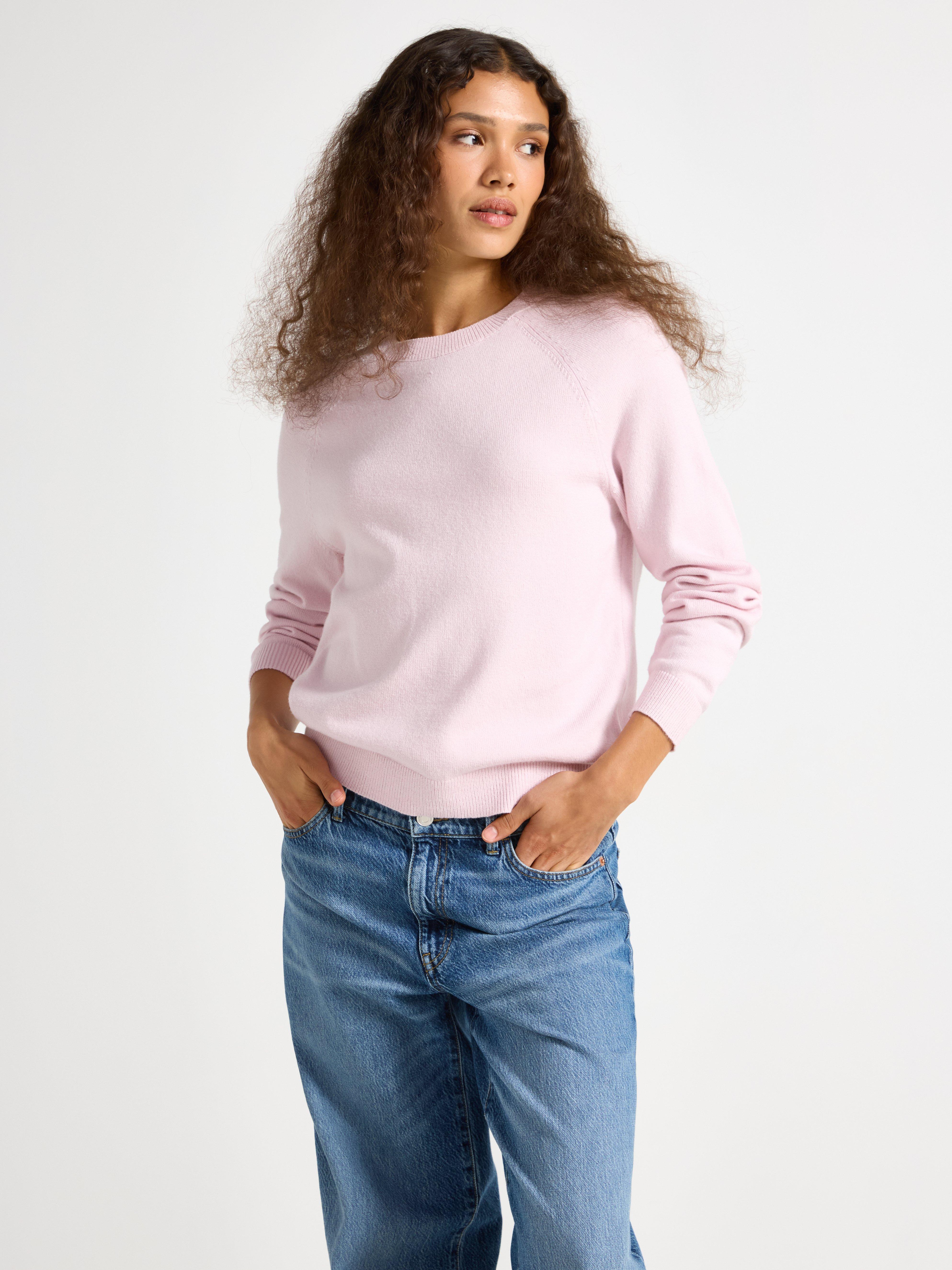 Suéter de tricô fino rosa claro