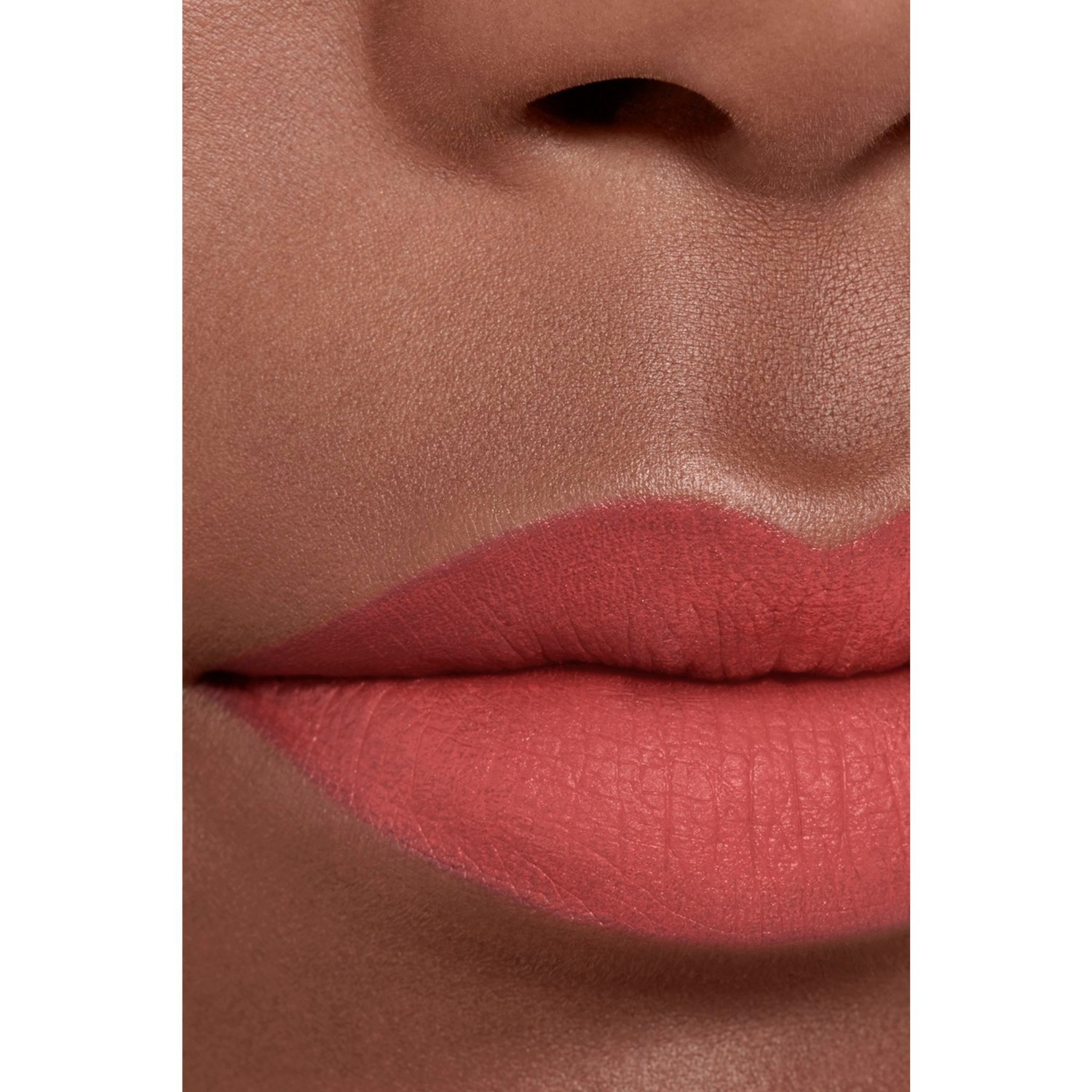 CHANEL LIQUID VELVET