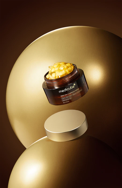 medicube Deep Vita C Capsule Cream, um creme clareador para peles com manchas.