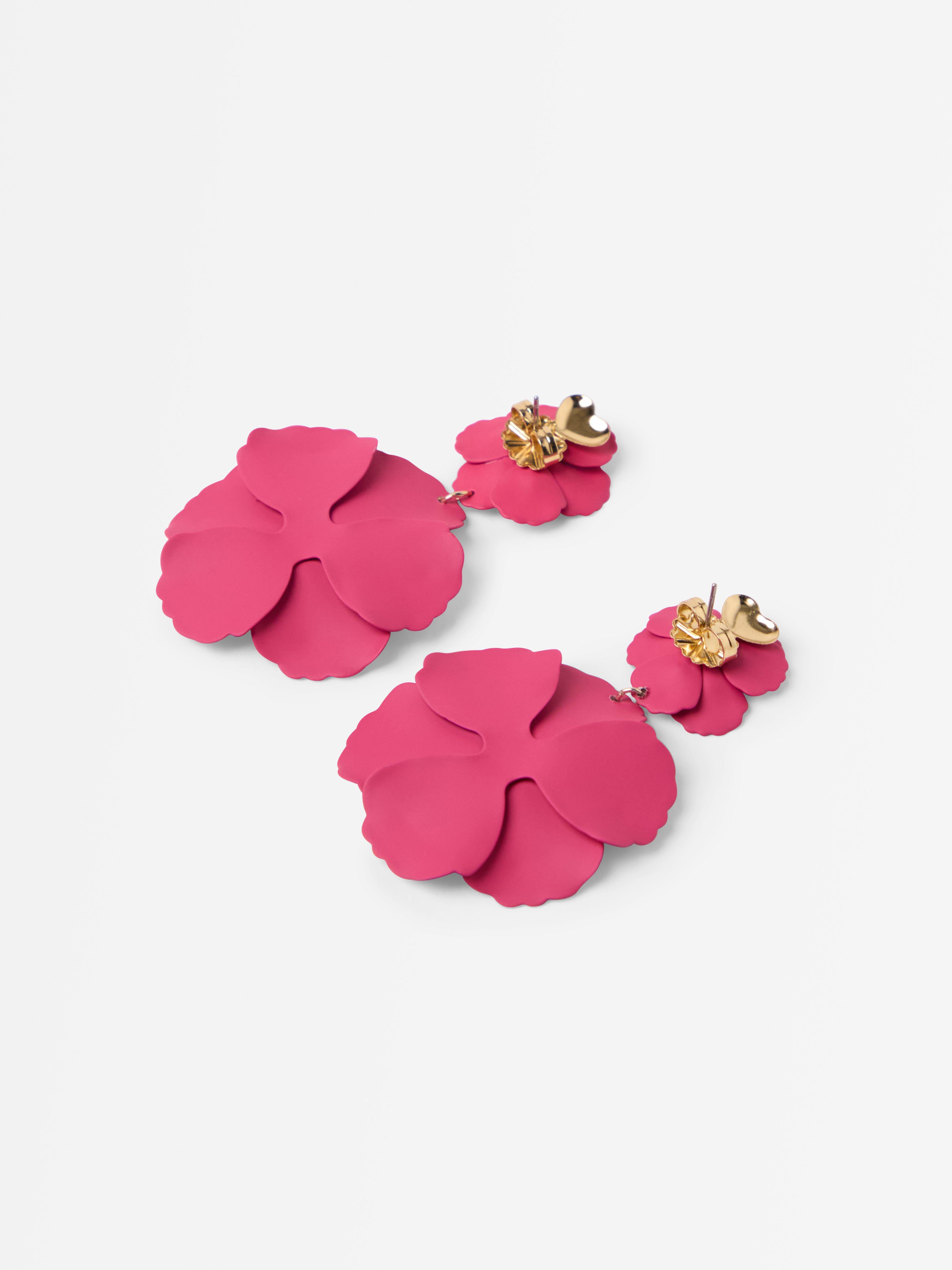 Brincos com flores rosa forte