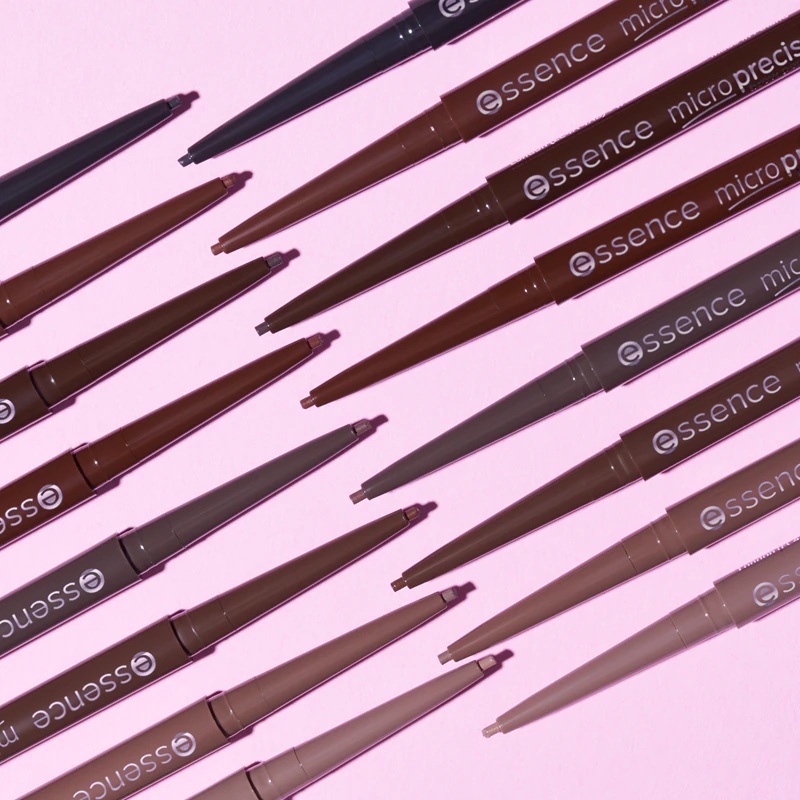 „Essence Micro Precise“ vandeniui atsparus antakių pieštukas su šepetėliu