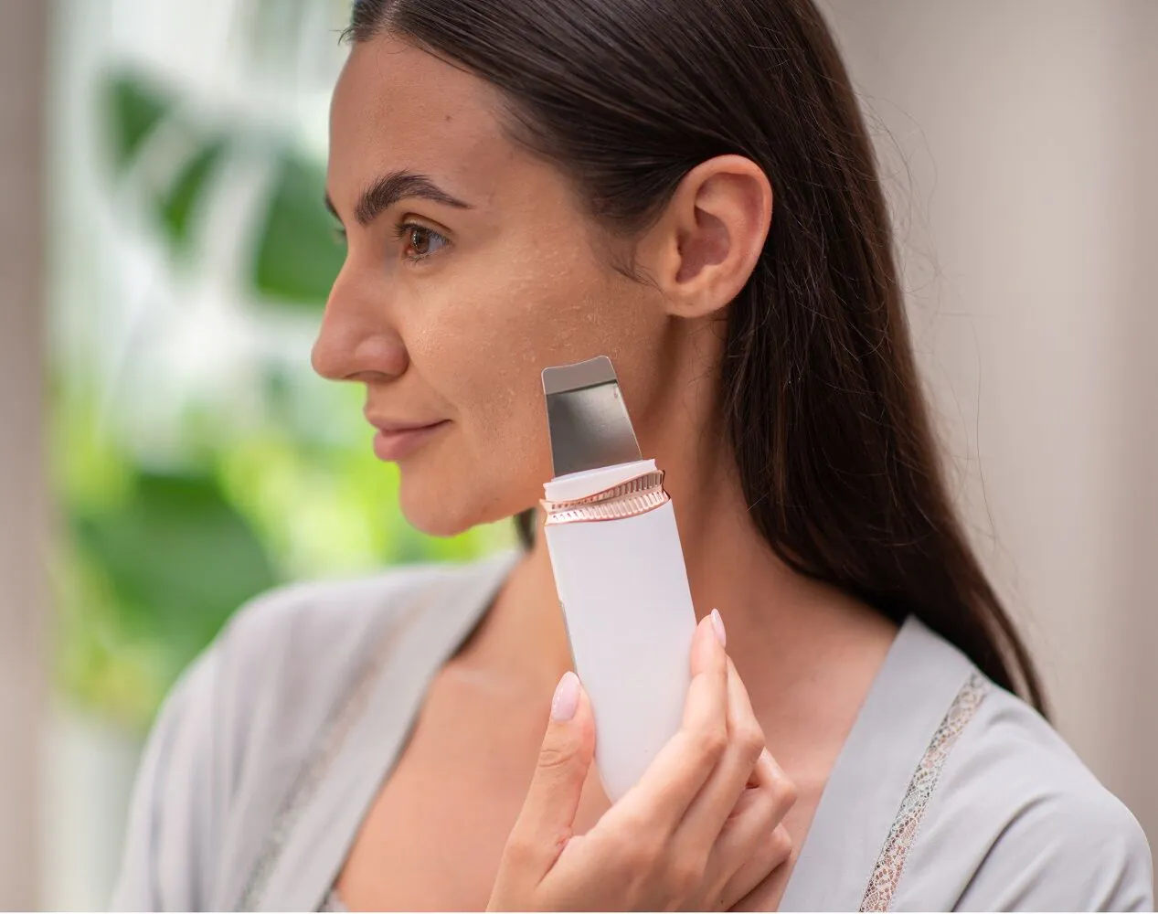 Garett Beauty Sonic Scrub Urządzenie Do Peelingu Kawitacyjnego Białe