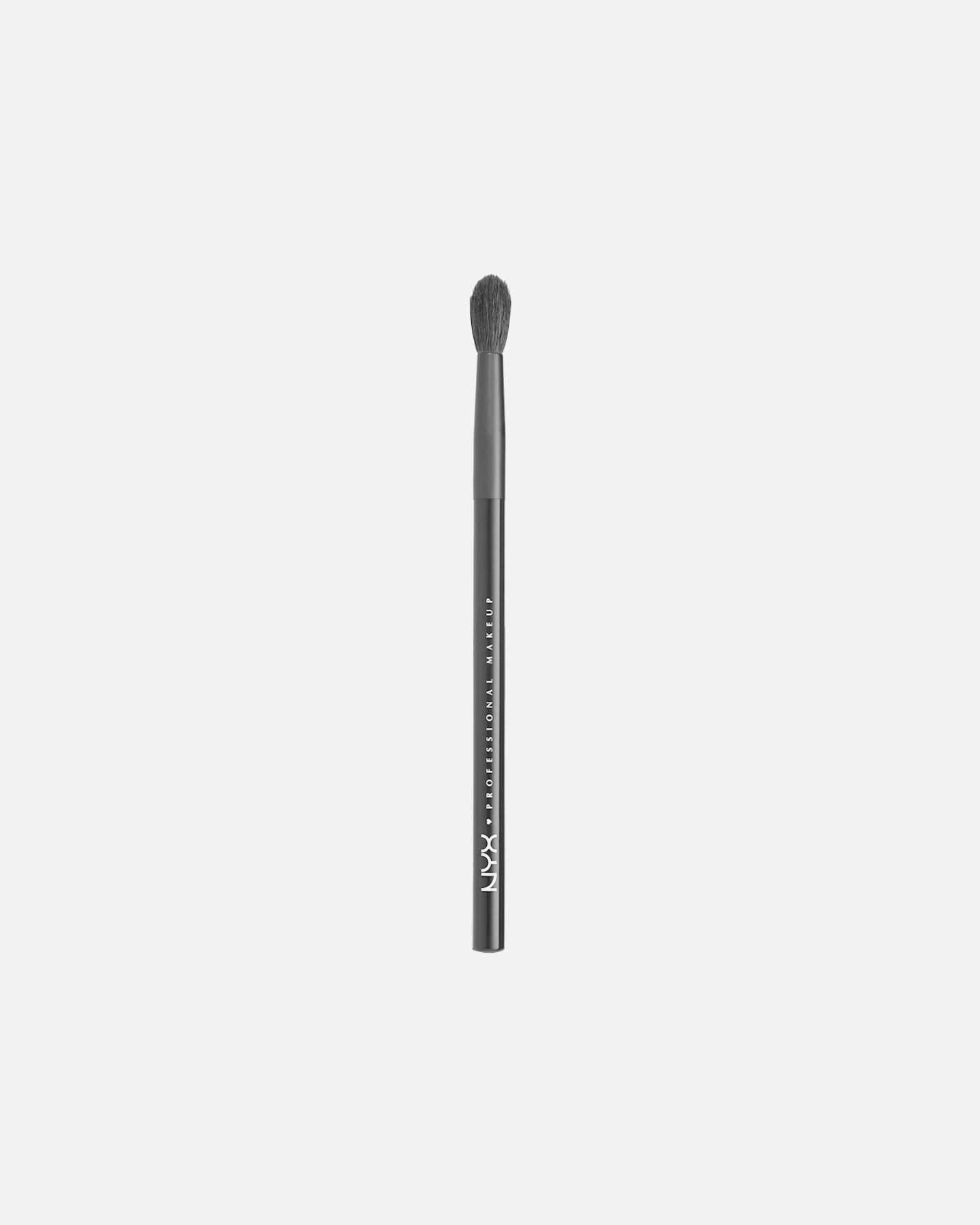 NYX Professional Makeup kist za sjenilo Pro Crease - 1 komad