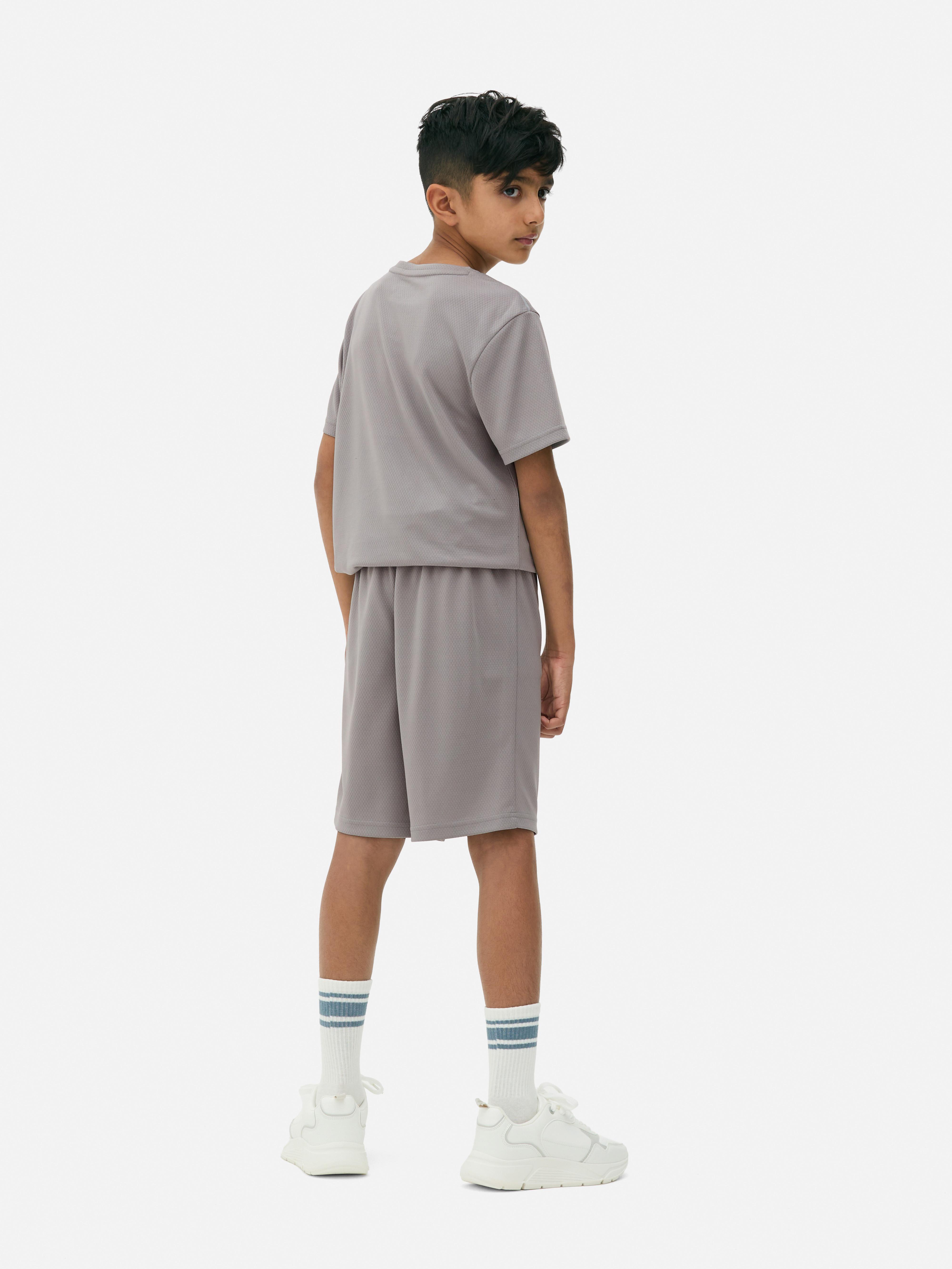 Pantaloni scurți sport cu șnur Acești pantaloni scurți sport cu șnur sunt perfecți pentru zilele active