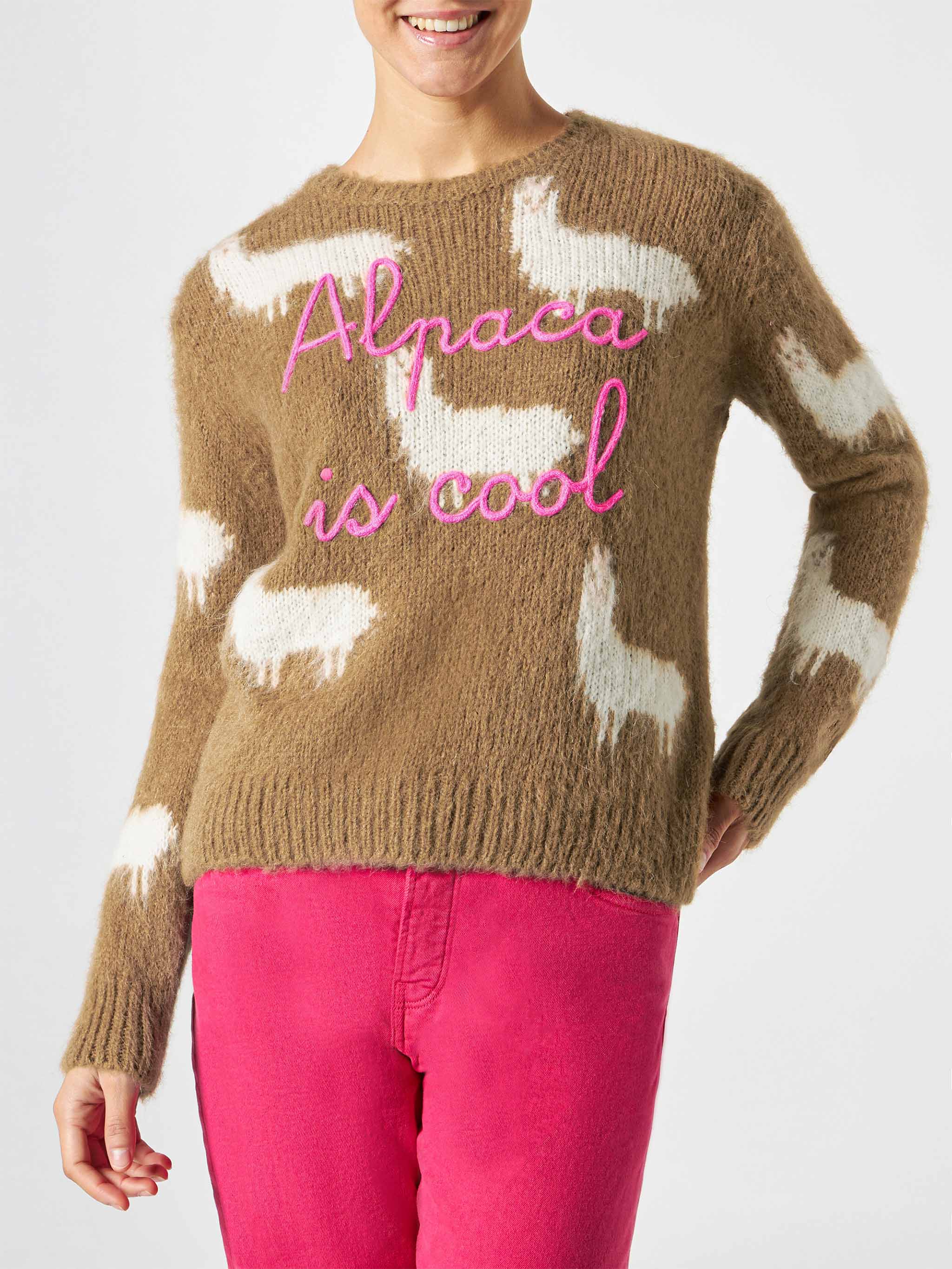 Maglione da donna garzato con Alpaca e ricamo Alpaca is cool