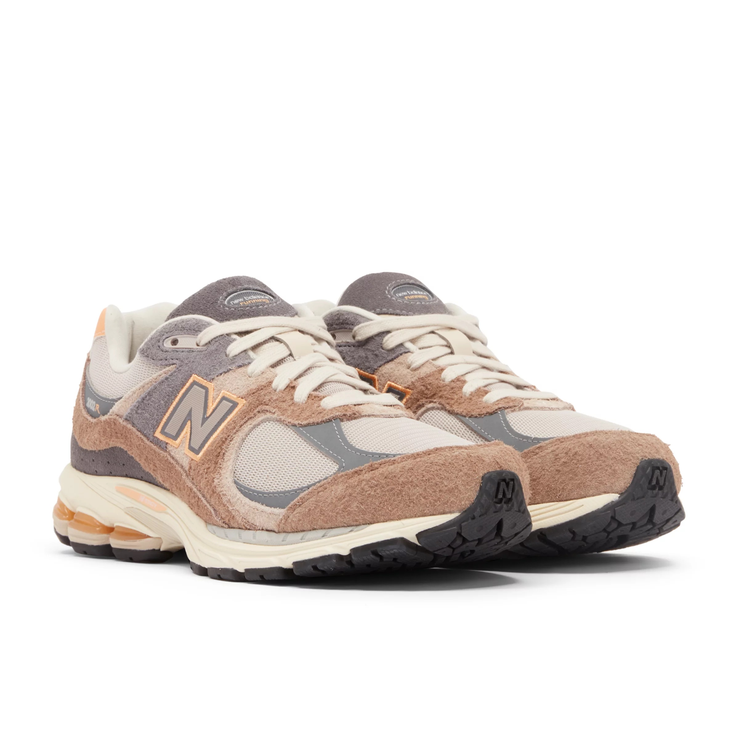 2002R Mushroom con Hazy Peach e Castlerock