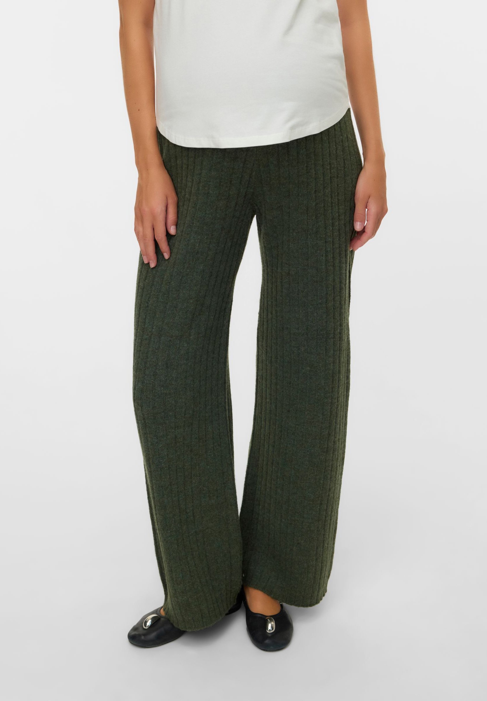 Vero Moda Maternity VMMLULU LEFILE LOOSE PANT - Broek - diepe pijpen