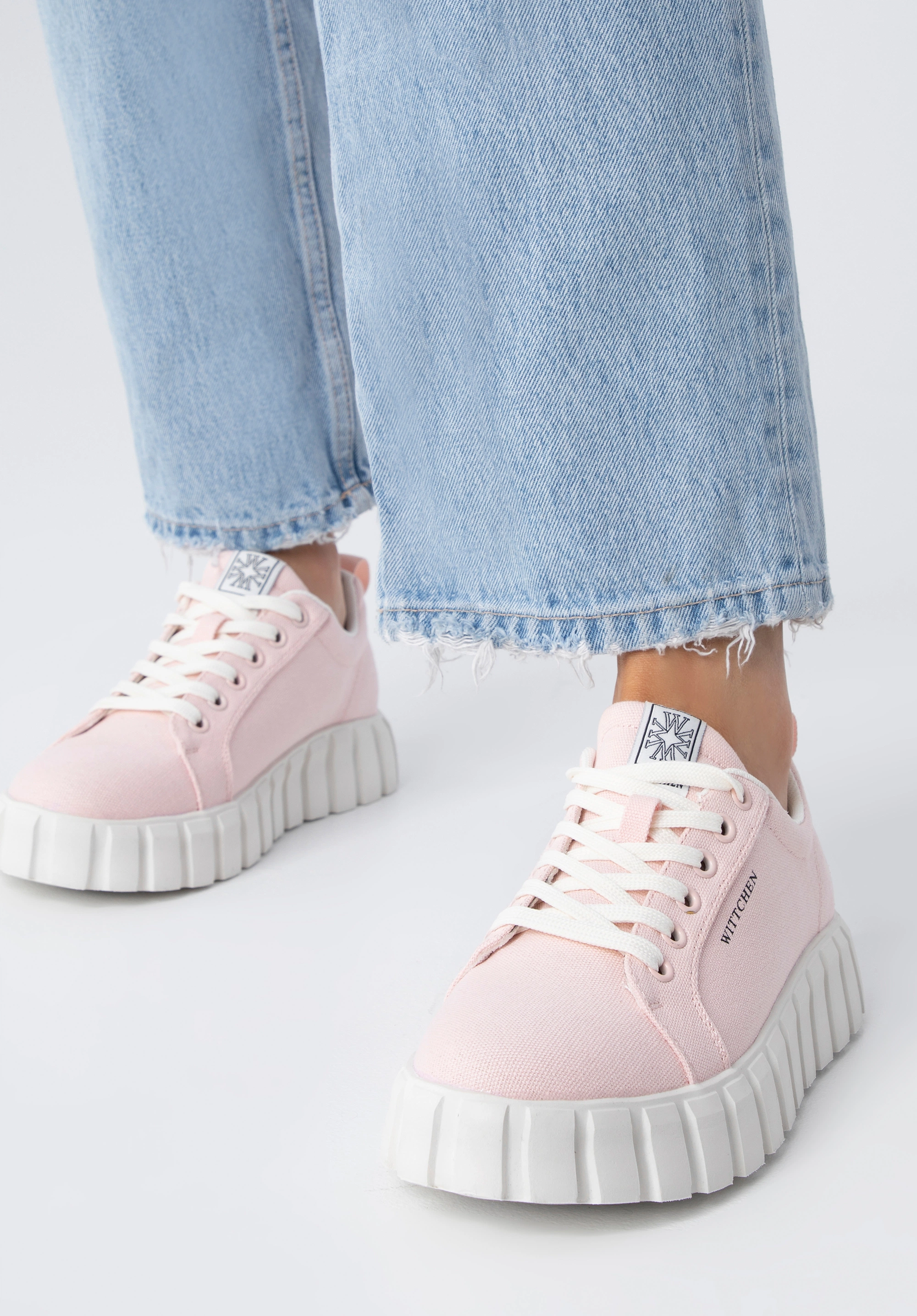 Damskie sneakersy na platformie różowe