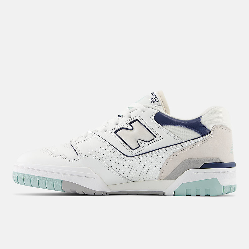 Unisex 550 - Biały z zimową mgłą i granatem NB