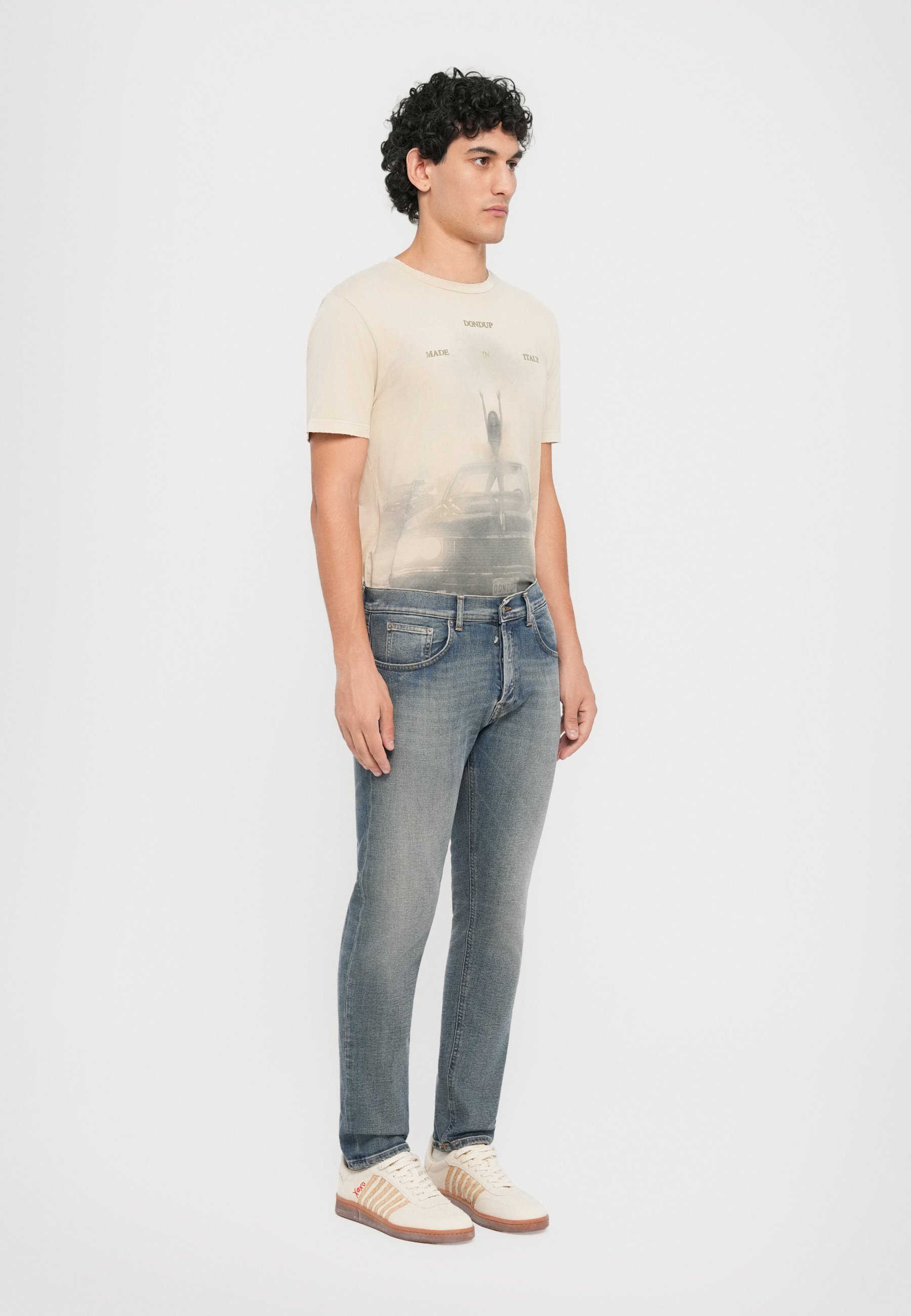 Dondup DIAN POCKETS SLIM CARROT FIT BOTTOM OPENING - Jeans dalla vestibilità affusolata - lavaggio azzurro chiaro