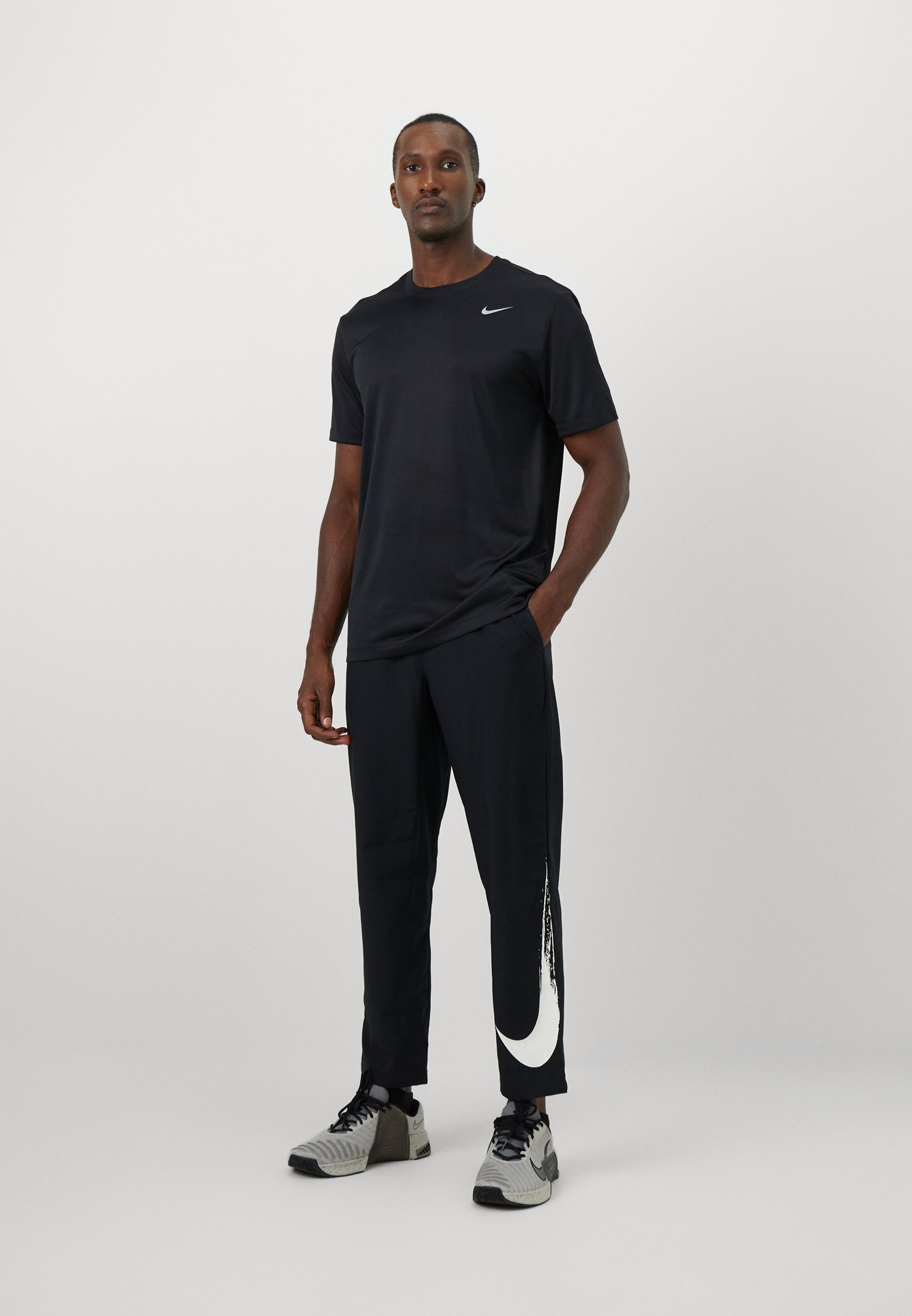 ΠΑΝΤΕΛΟΝΙ Nike Performance FORM - Σλιπ φόρμας - μαύρο/λευκό