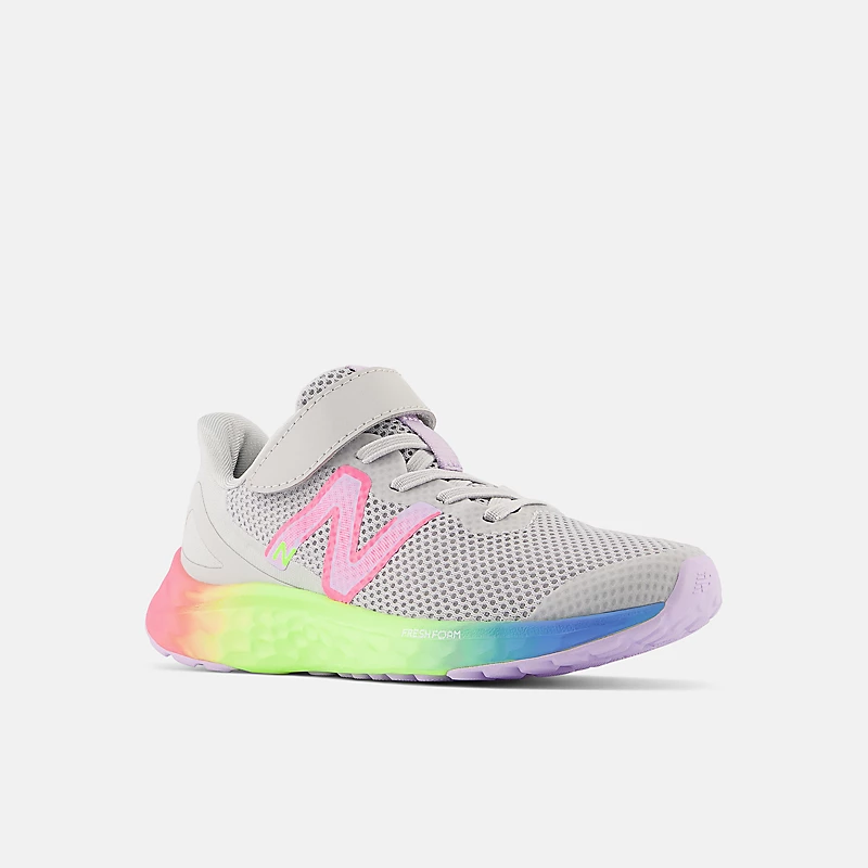 Kids Fresh Foam Arishi v4 Bungee Lace mit Top Strap - Leichtes Aluminium in Cyber Lilac und Neon Pink