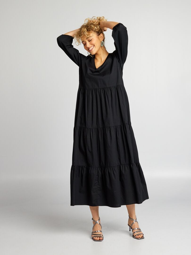 Vestido longo com mangas compridas - preto