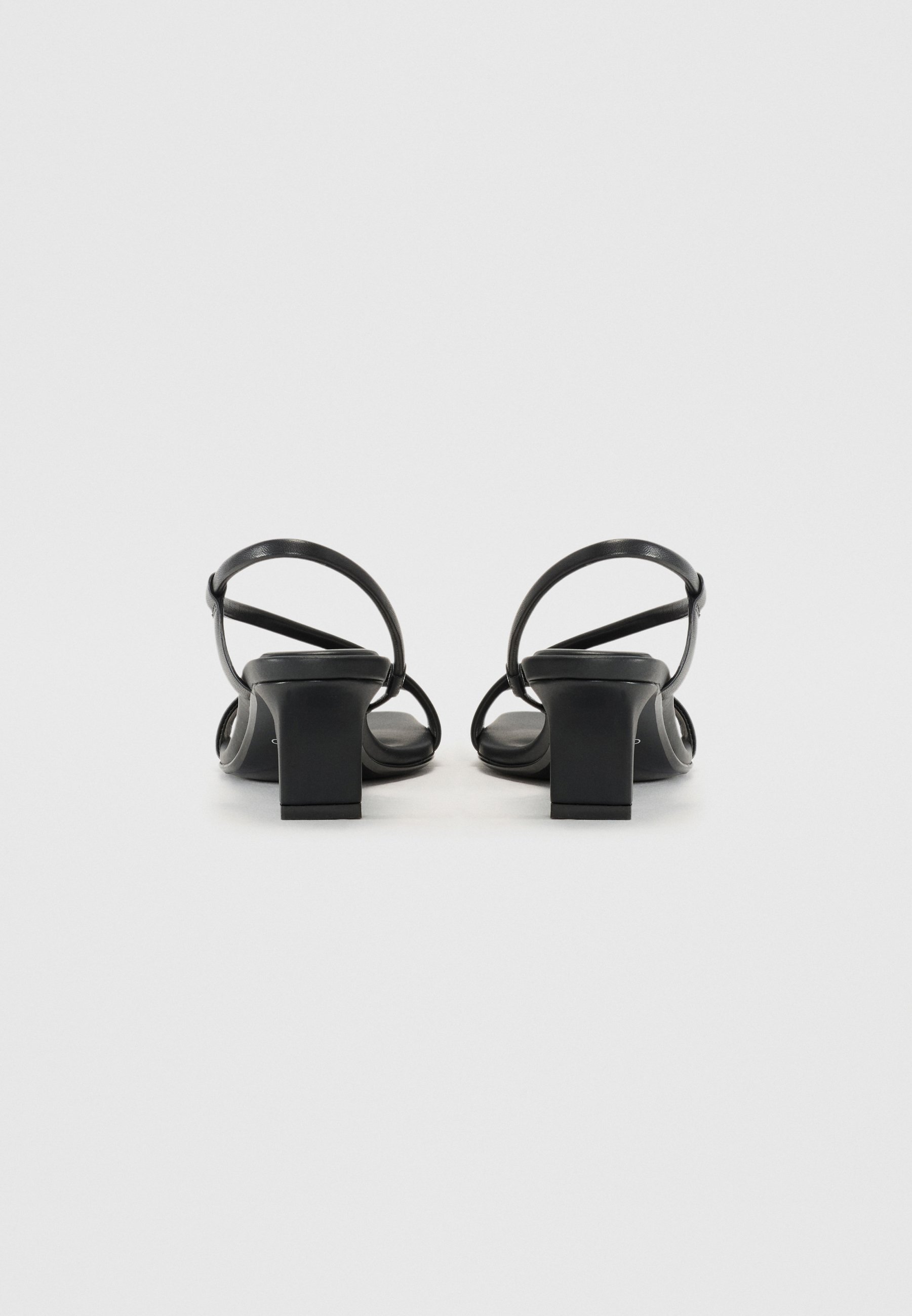 Calvin Klein Classic hakken - zwart