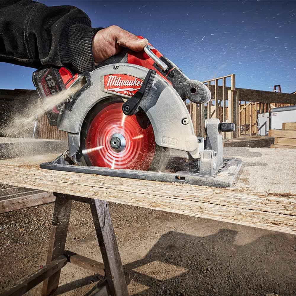 Serra circular Milwaukee Fuel 18V 184mm M18FCS66-0