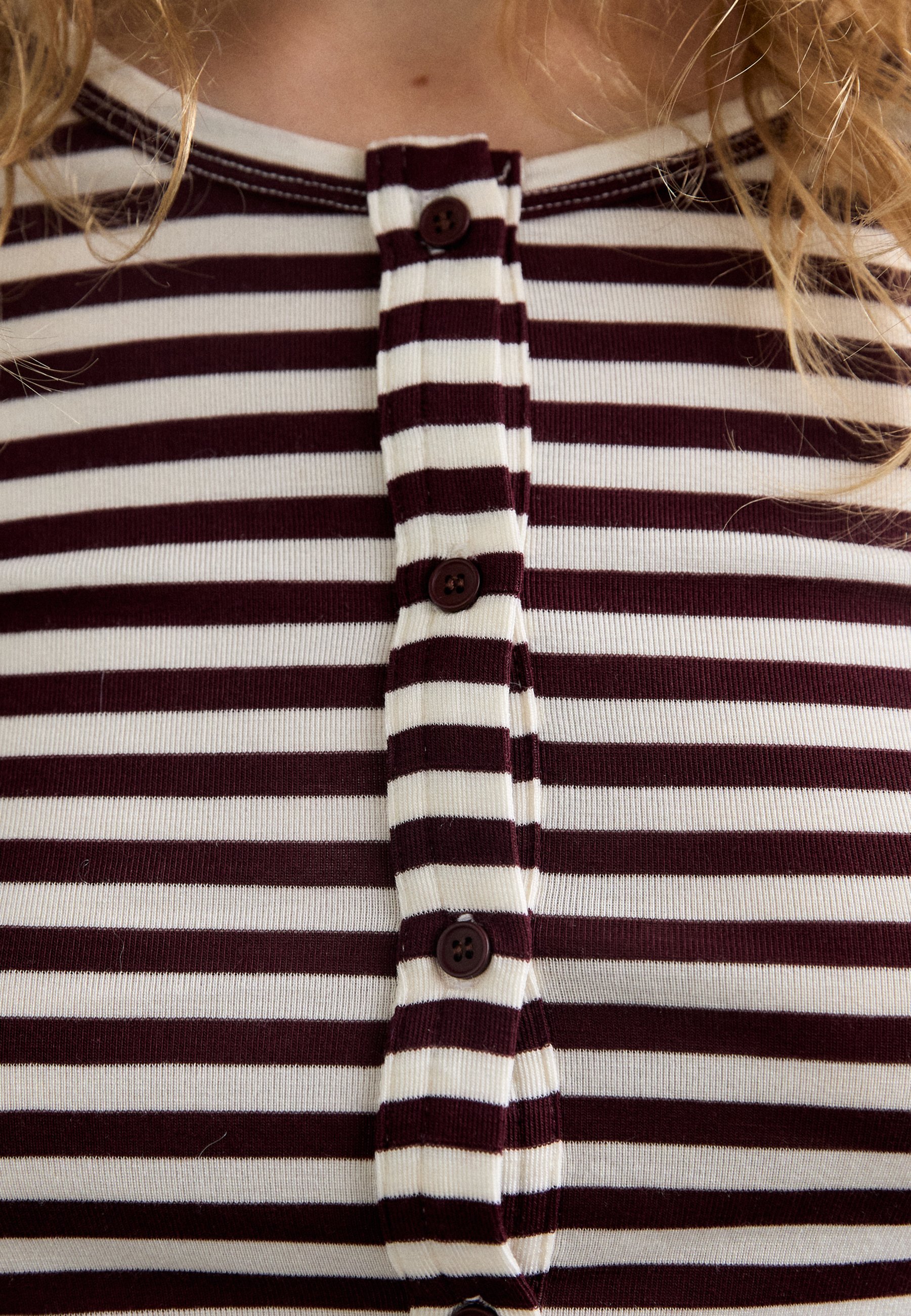 MUNTHE LEVOMA - Maglia a maniche lunghe - bordeaux