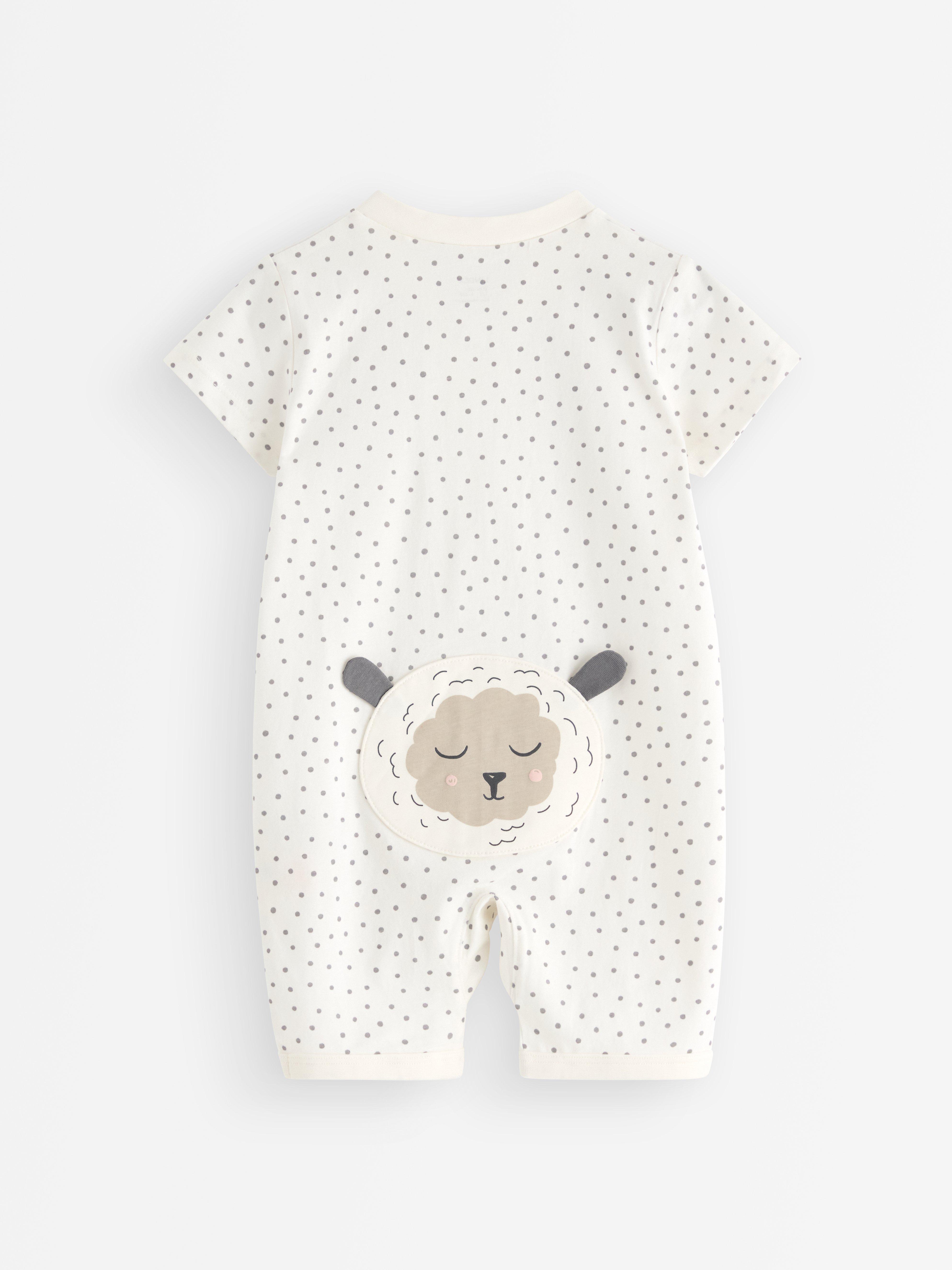Macacão de pijama branco claro