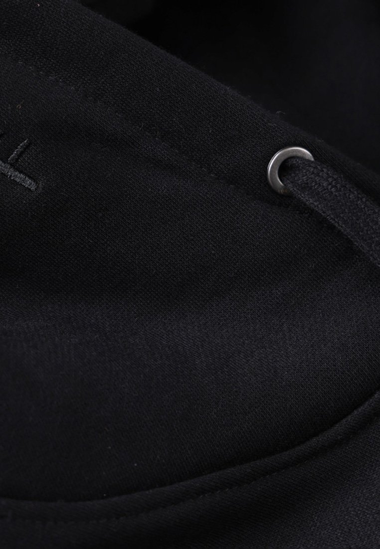 Voormalige sweatshirts