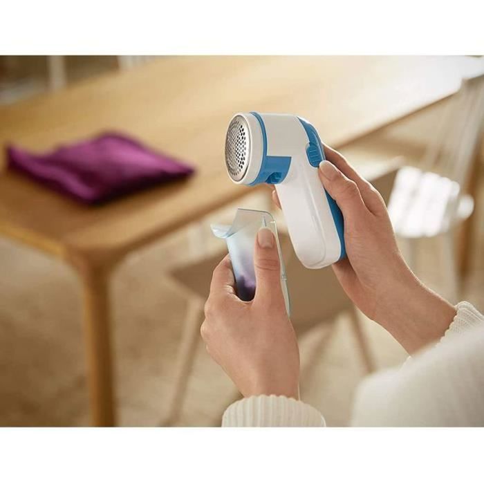 Lint and fuzz remover - 123 - Portable - Easy to clean - Uses 2 AA batteries