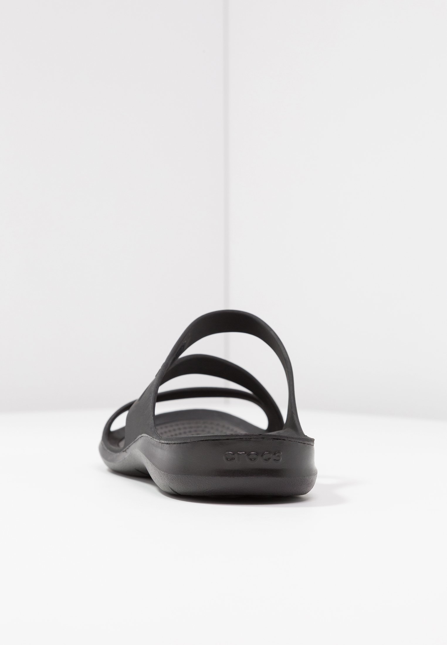 Crocs SWIFTWATER - Ciabatte - nere