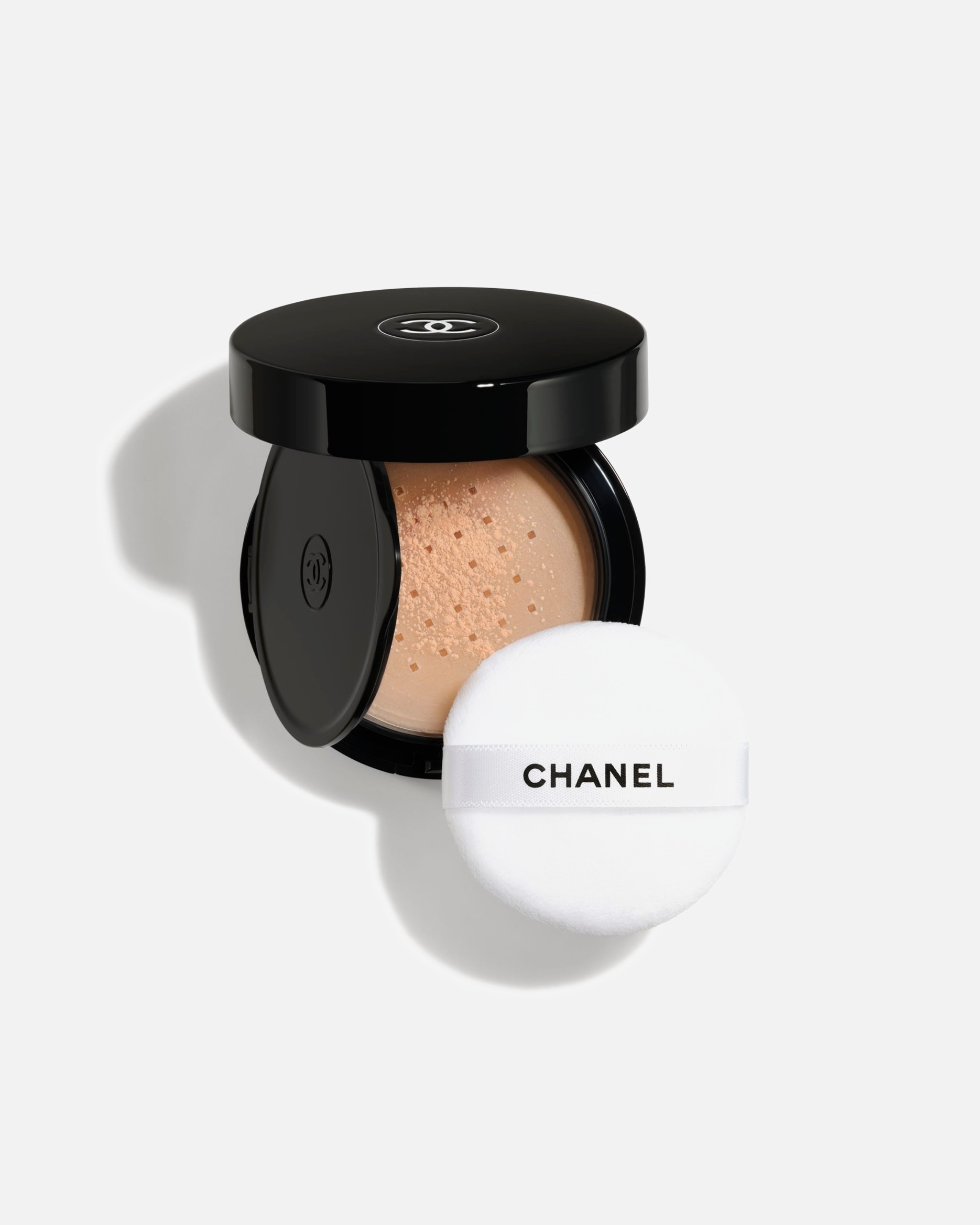 CHANEL Powder UNIVERSAL IRTOPUUTERI MUKAAN OTETTAVAKSI - 6 g