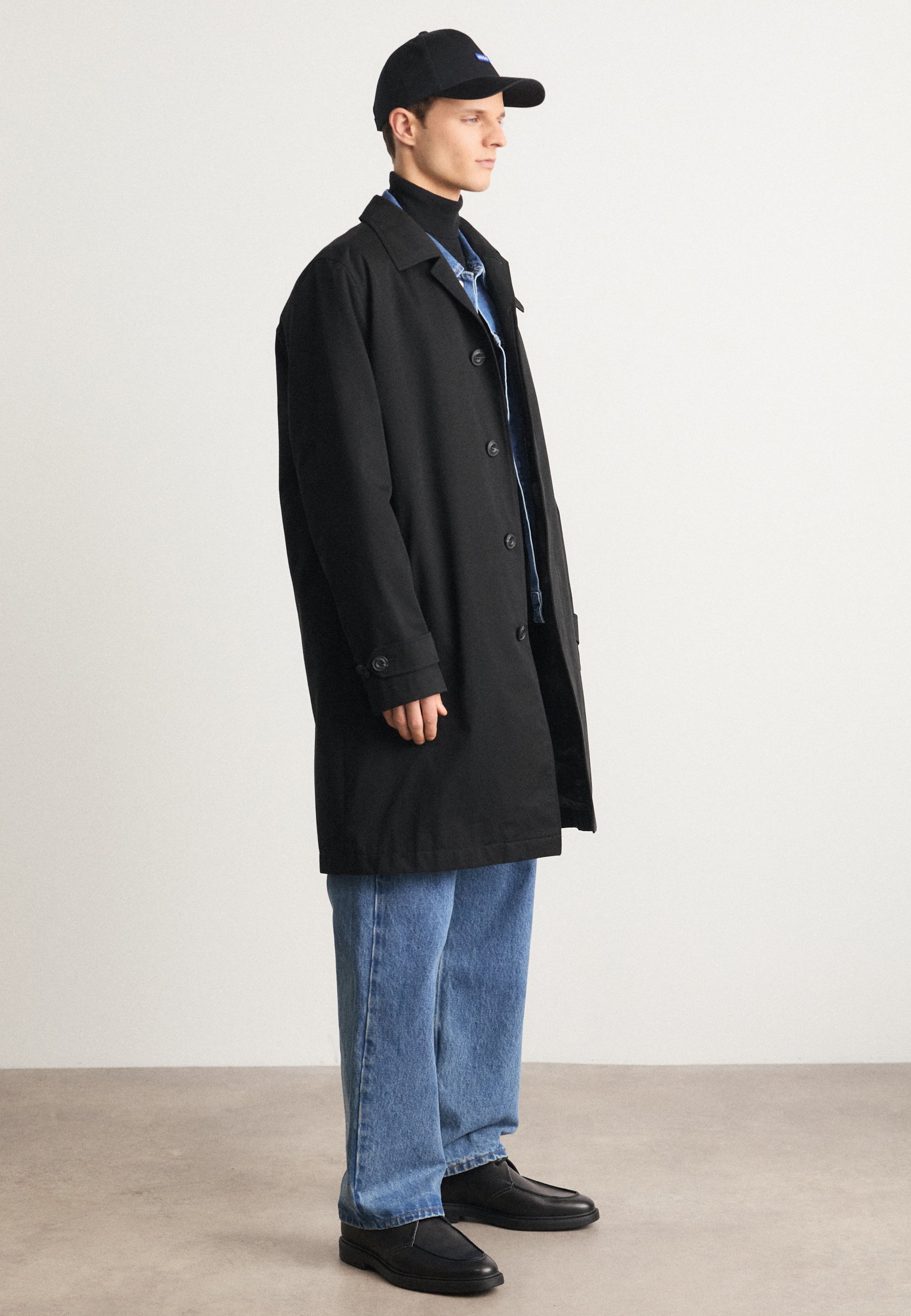 HUGO MAVER - Klassischer Mantel - schwarz