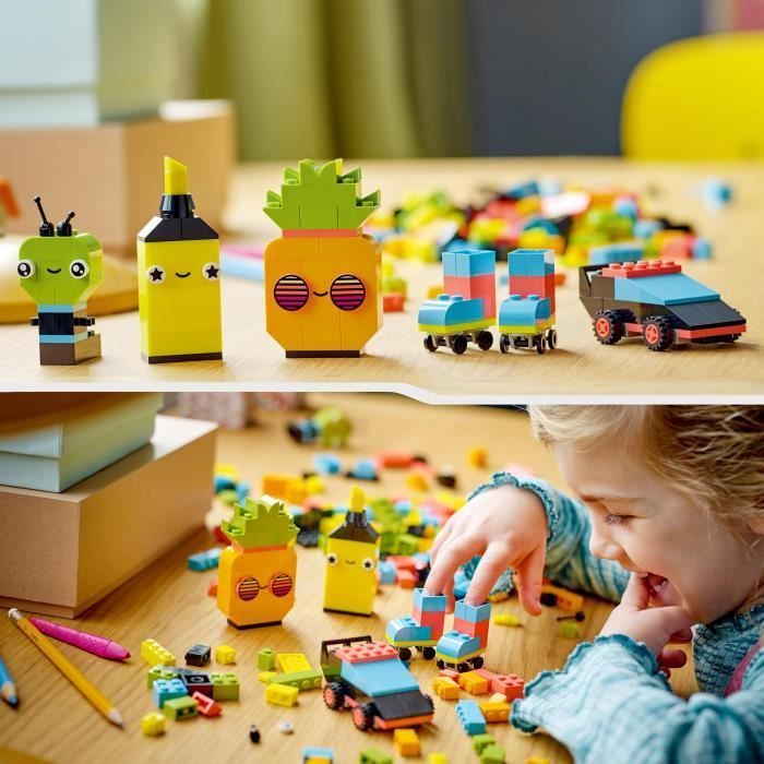 LEGO® Classic 11027 L’Amusement Créatif Fluo, Jouet Briques, avec Voiture et Alien