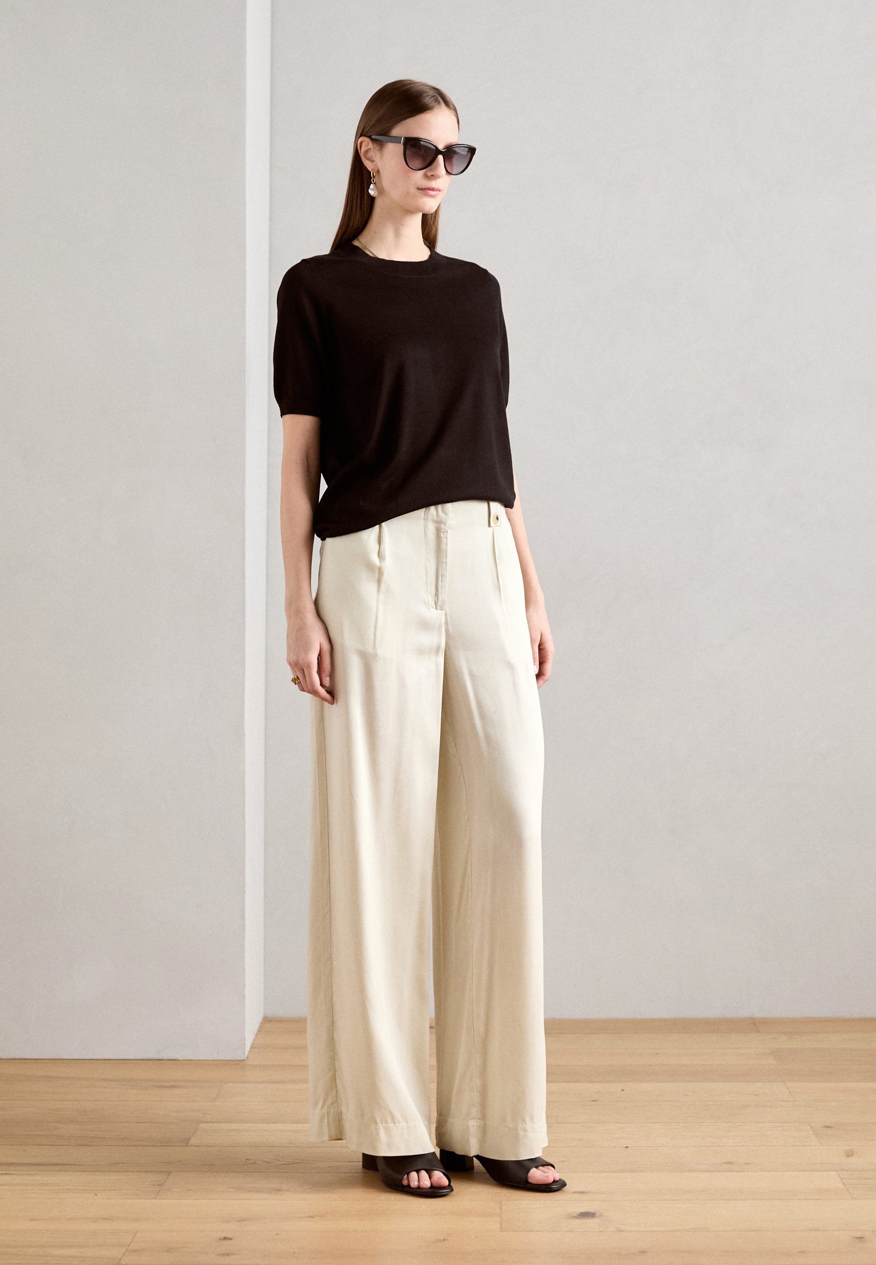 Lindex POLLY - T-shirt basic - nera
