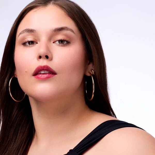 „Catrice Dark Ruby Glow“ lūpų balzamas, 3,5 g