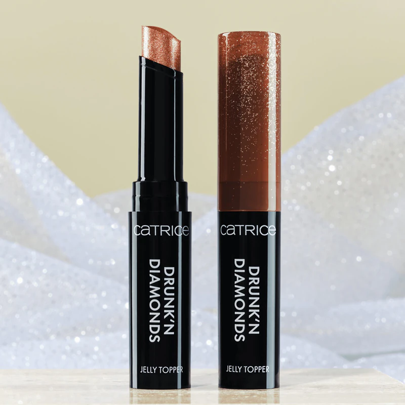 Očné tiene Catrice Drunk'n Diamonds Jelly Topper v krémovom odtieni