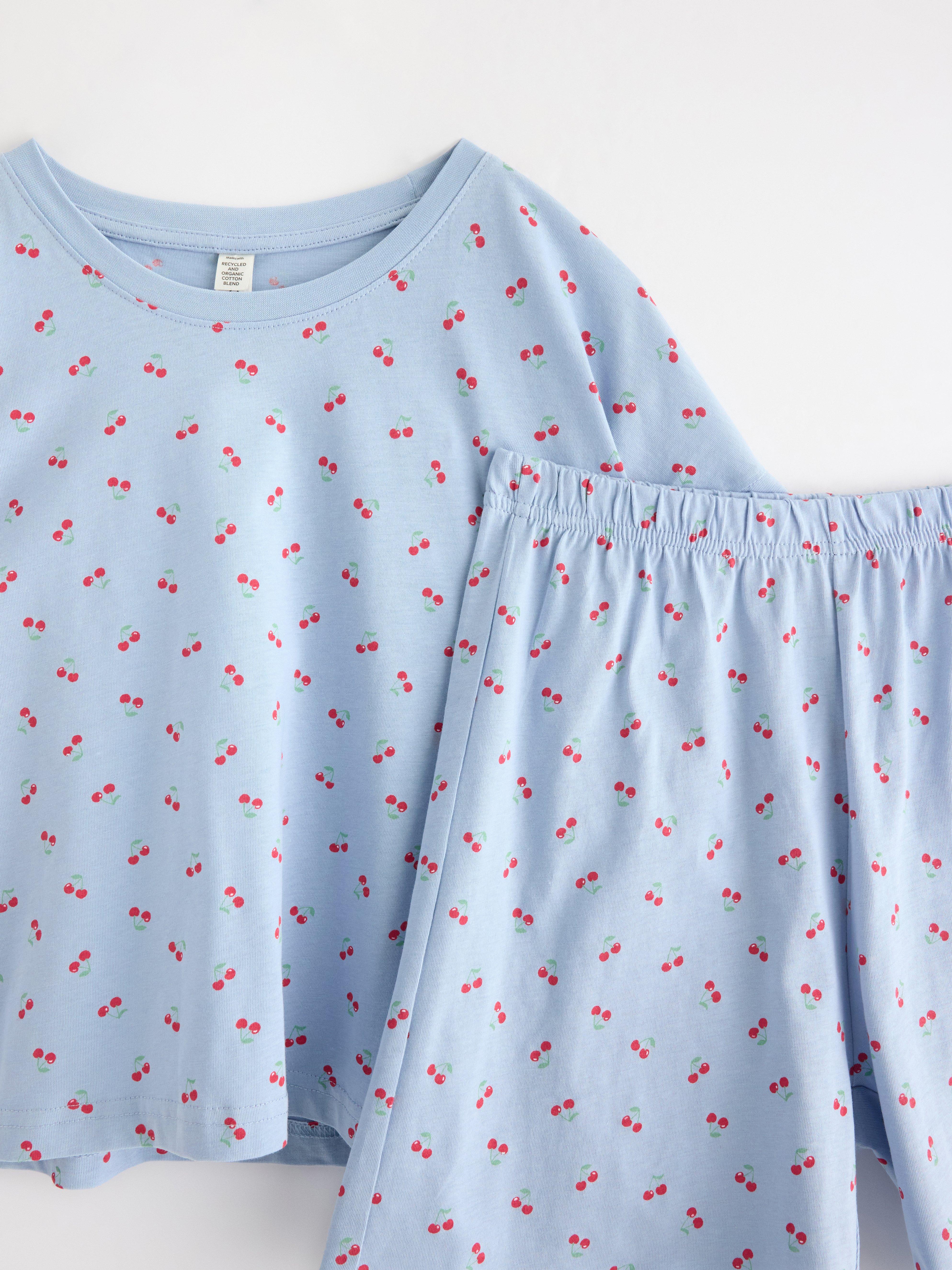 Pijama azul claro