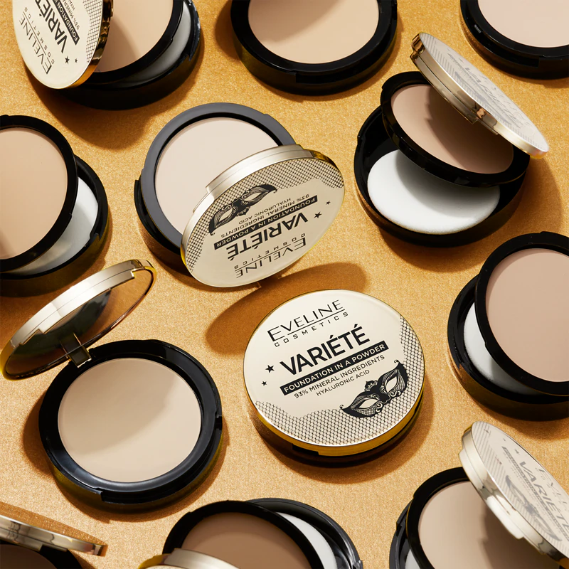 Kompaktný minerálny púder Eveline Cosmetics Variété s aplikátorom