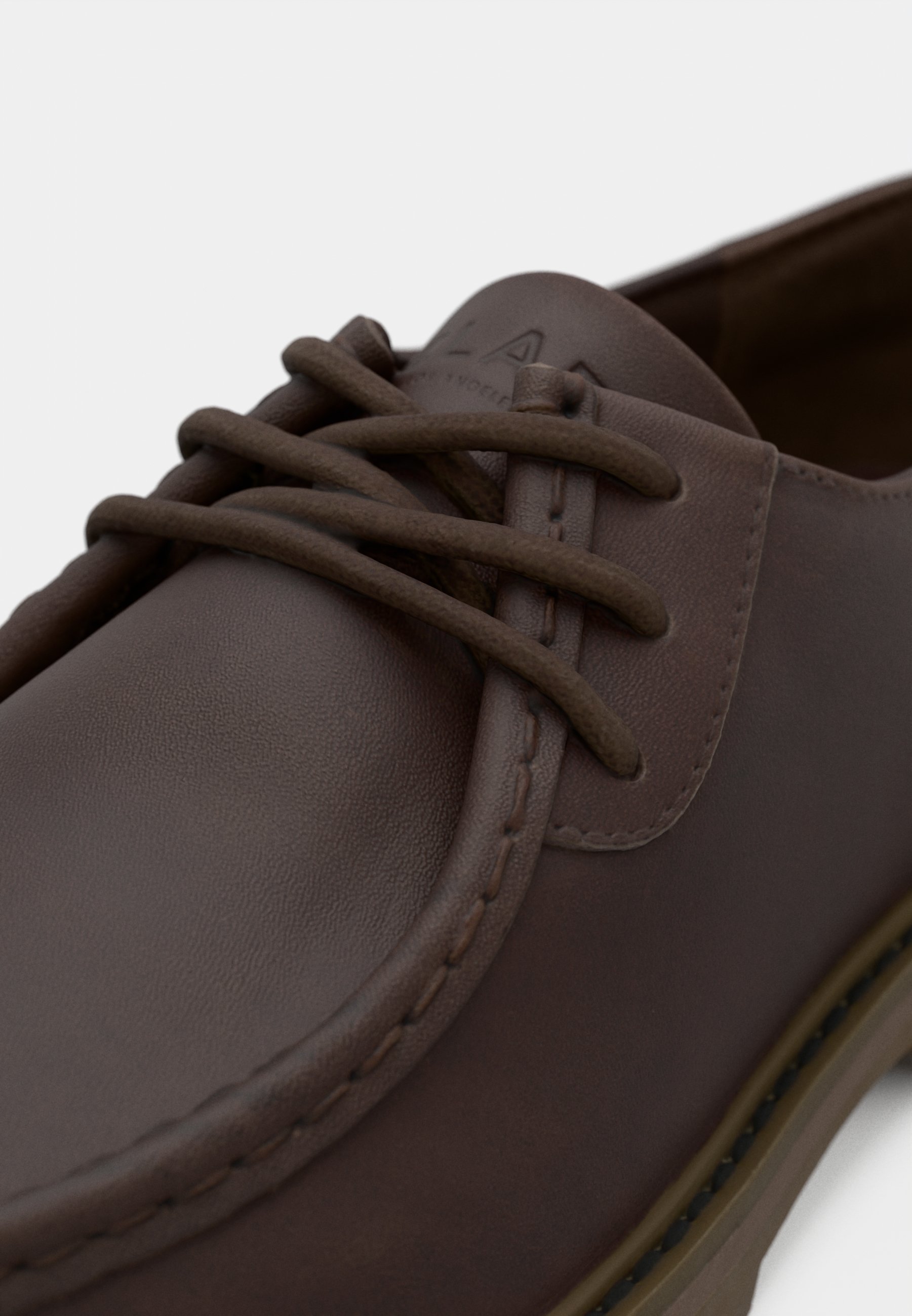 Chaussures à lacets Clae