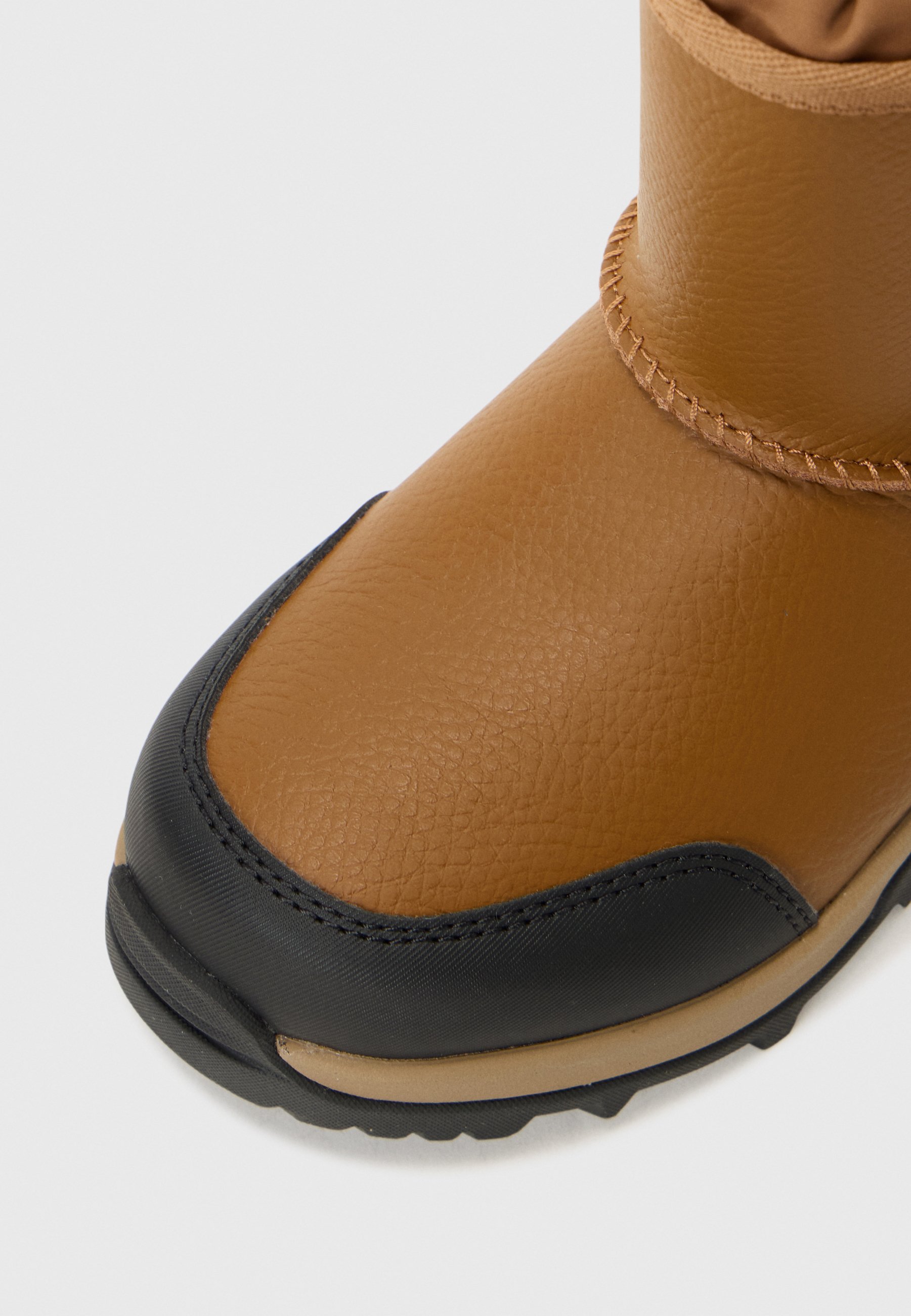 UGG ADIRONDACK XXV - Žieminiai batai - kaštoninės spalvos