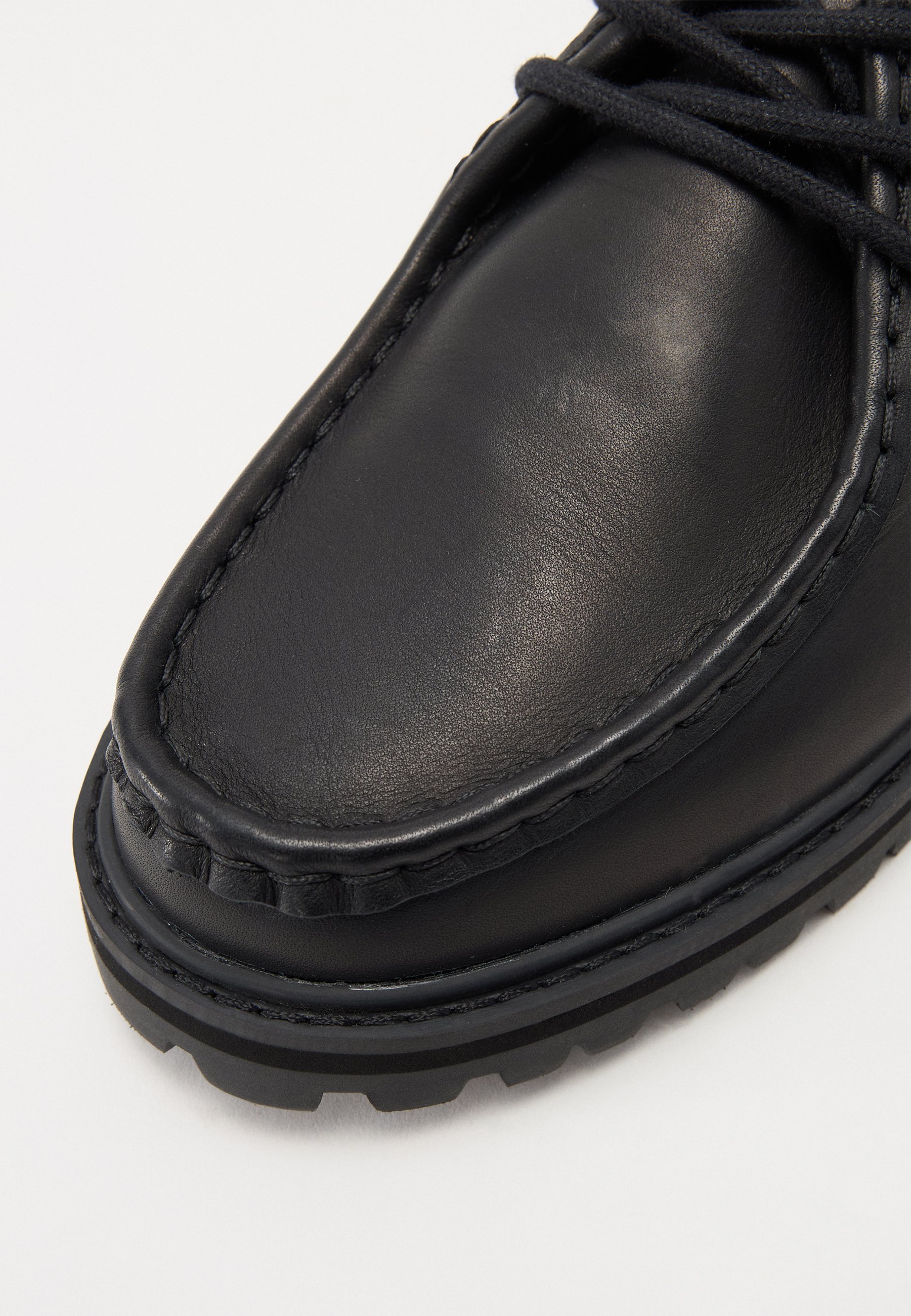 Clae loafers