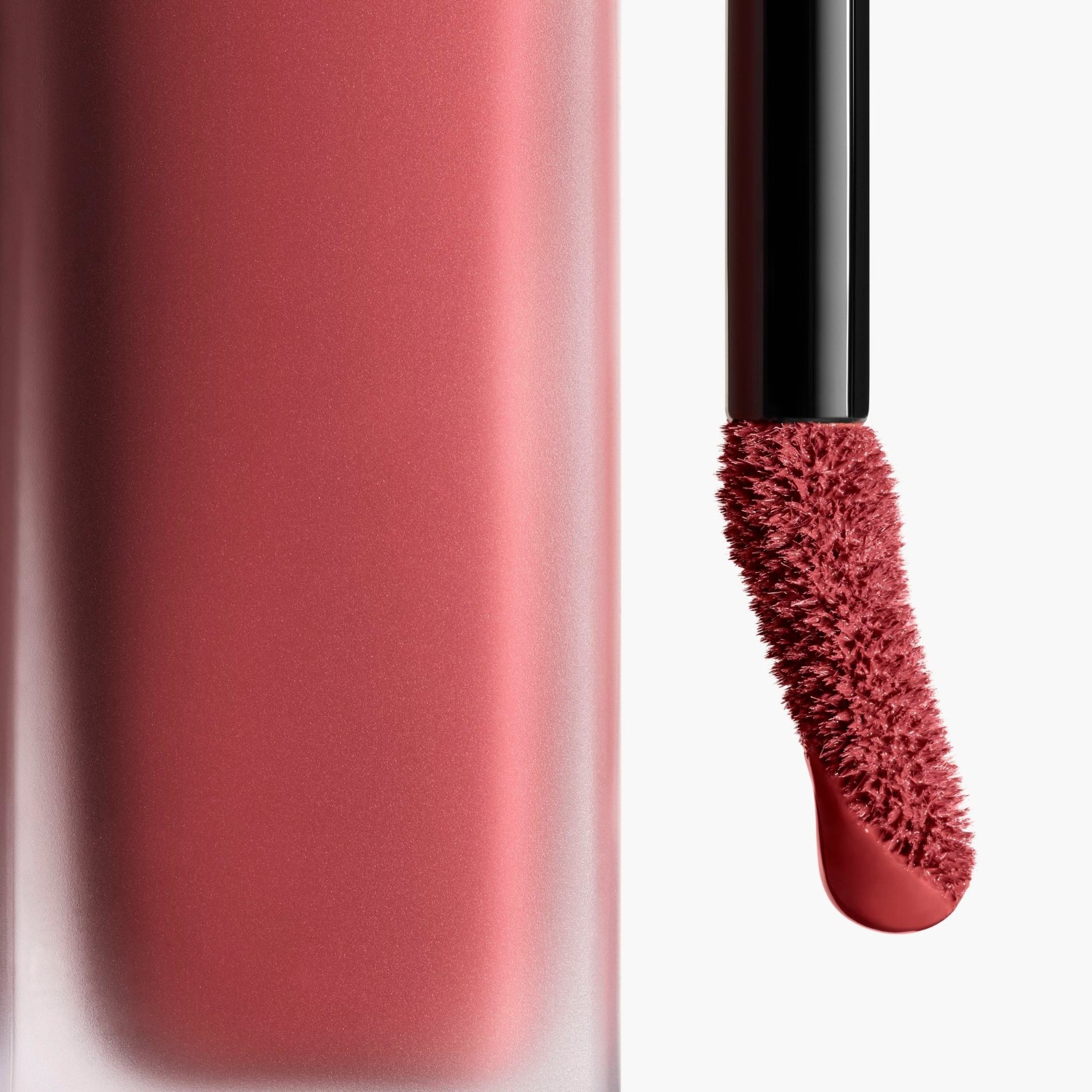 CHANEL LIQUID VELVET