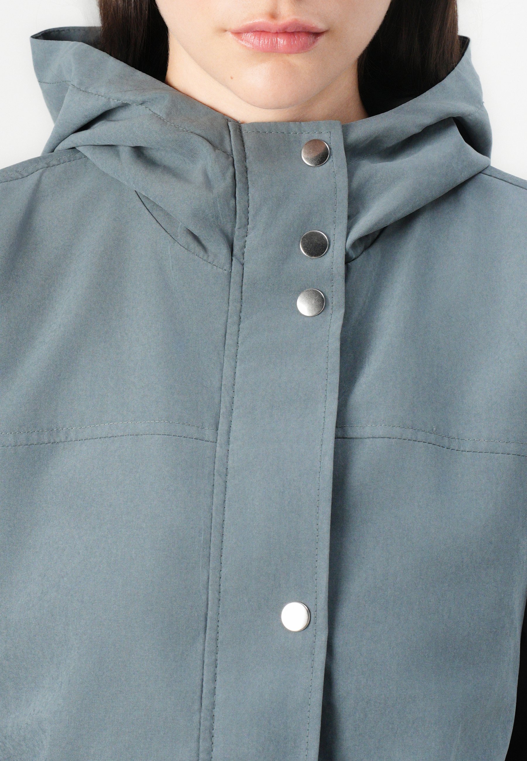 JDY JDYNEWHAZEL VESTE BRILLANTE - Veste d'été - temps orageux