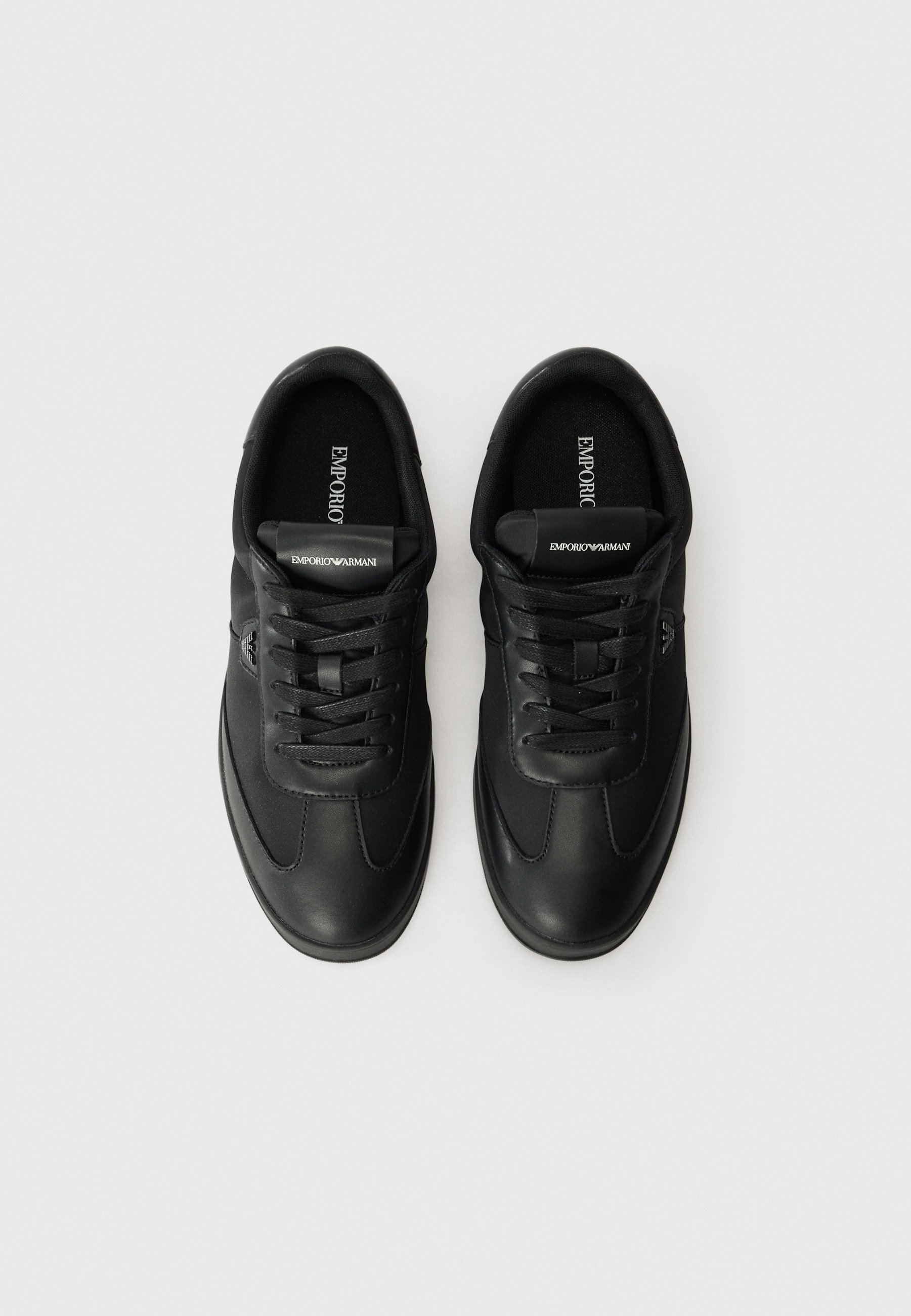 Emporio Armani OYSTER - Sneaker - schwarz