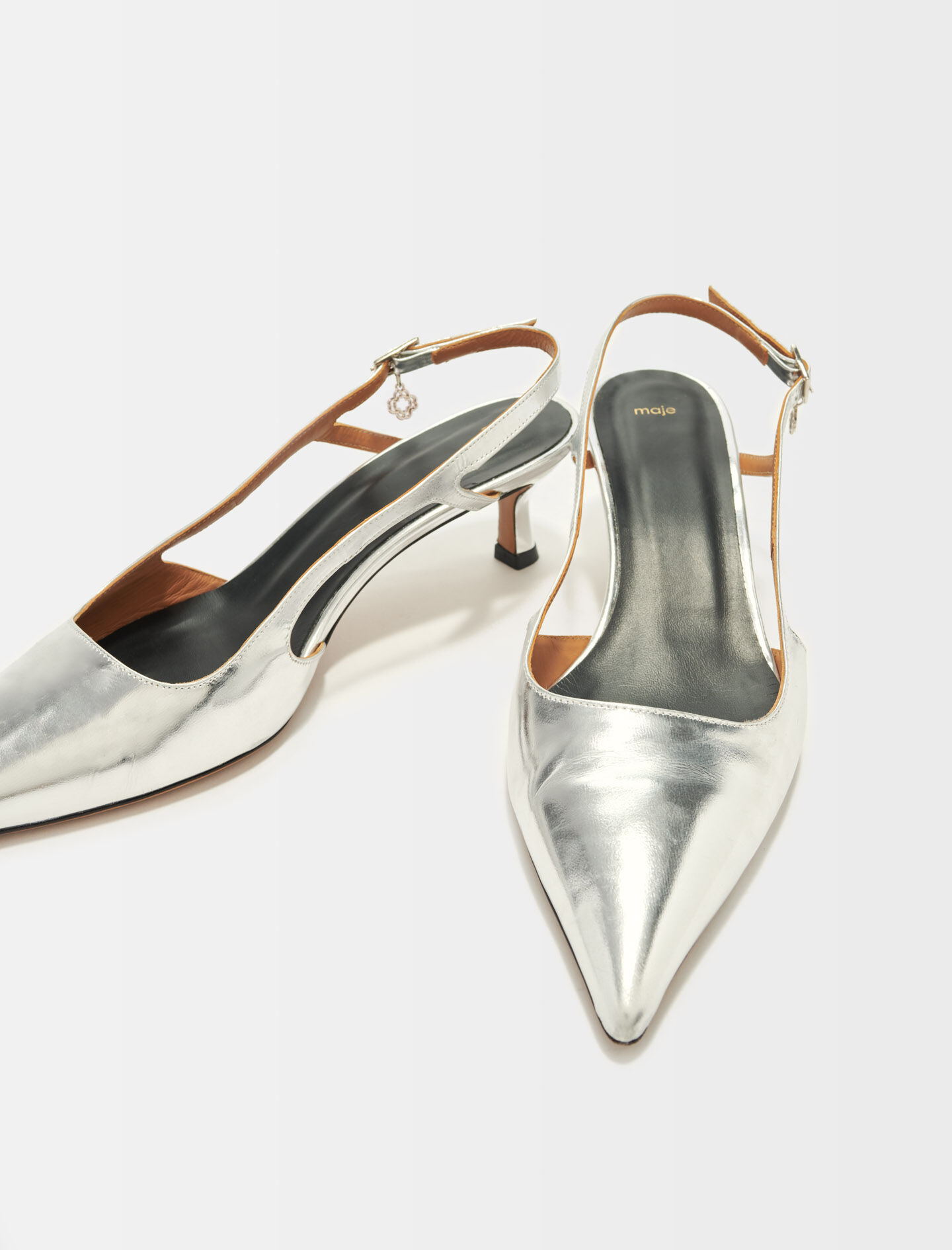Zilveren leren sandalen met bandjes en hak - Zilver