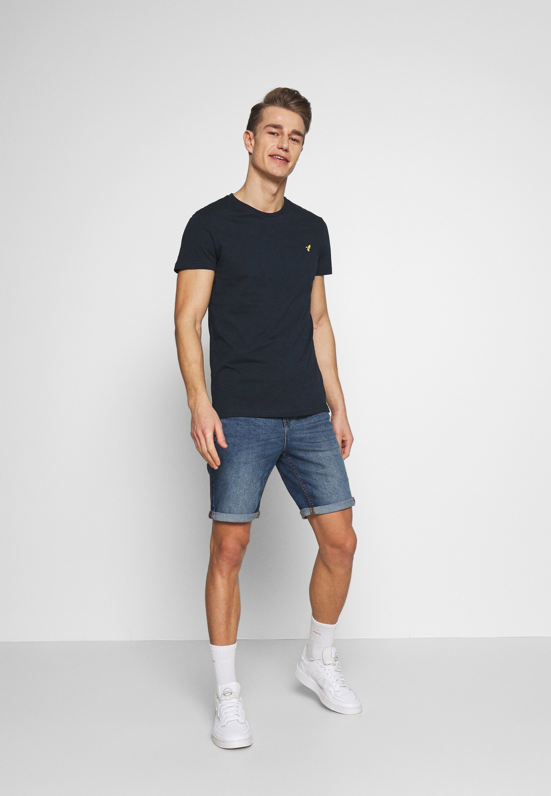 Pier One BASIC SLIM EMBROIDERY T-SHIRT - Basic T-shirt - donkerblauw