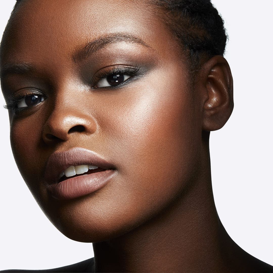 „Extra Dimension Skinfinish“ žymeklis Prabangūs žymekliai